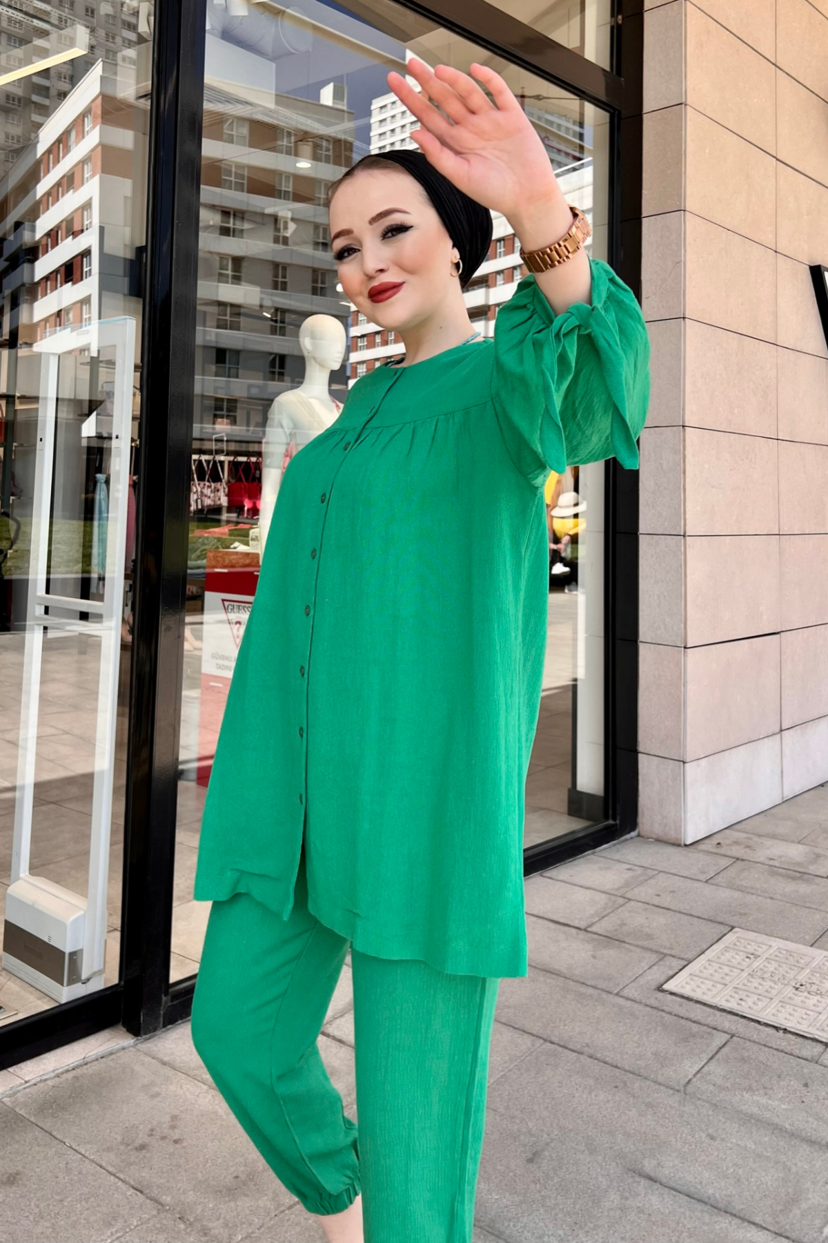 Kol Bağcıklı Müslin Takım BENETTON