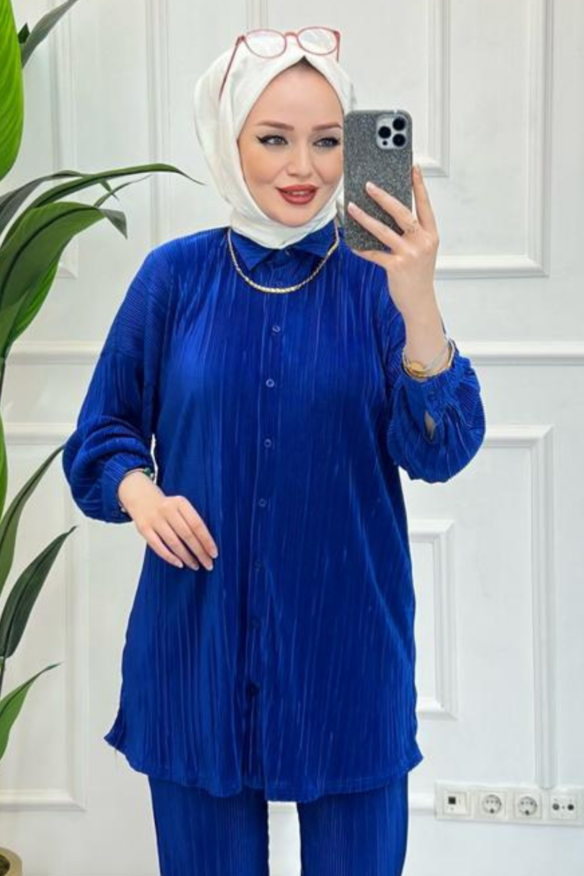 Moi Piliseli Takım SAKS