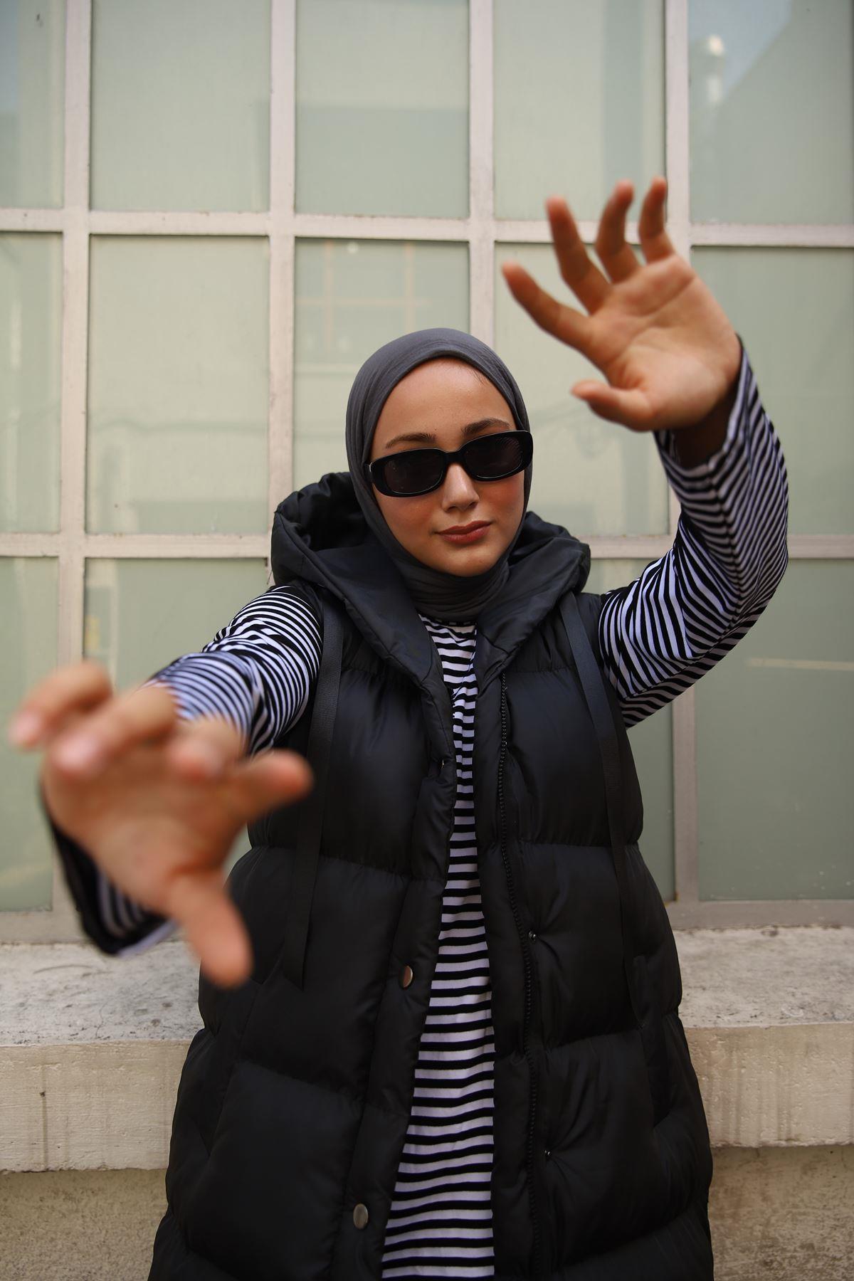 Quu Yelek Siyah