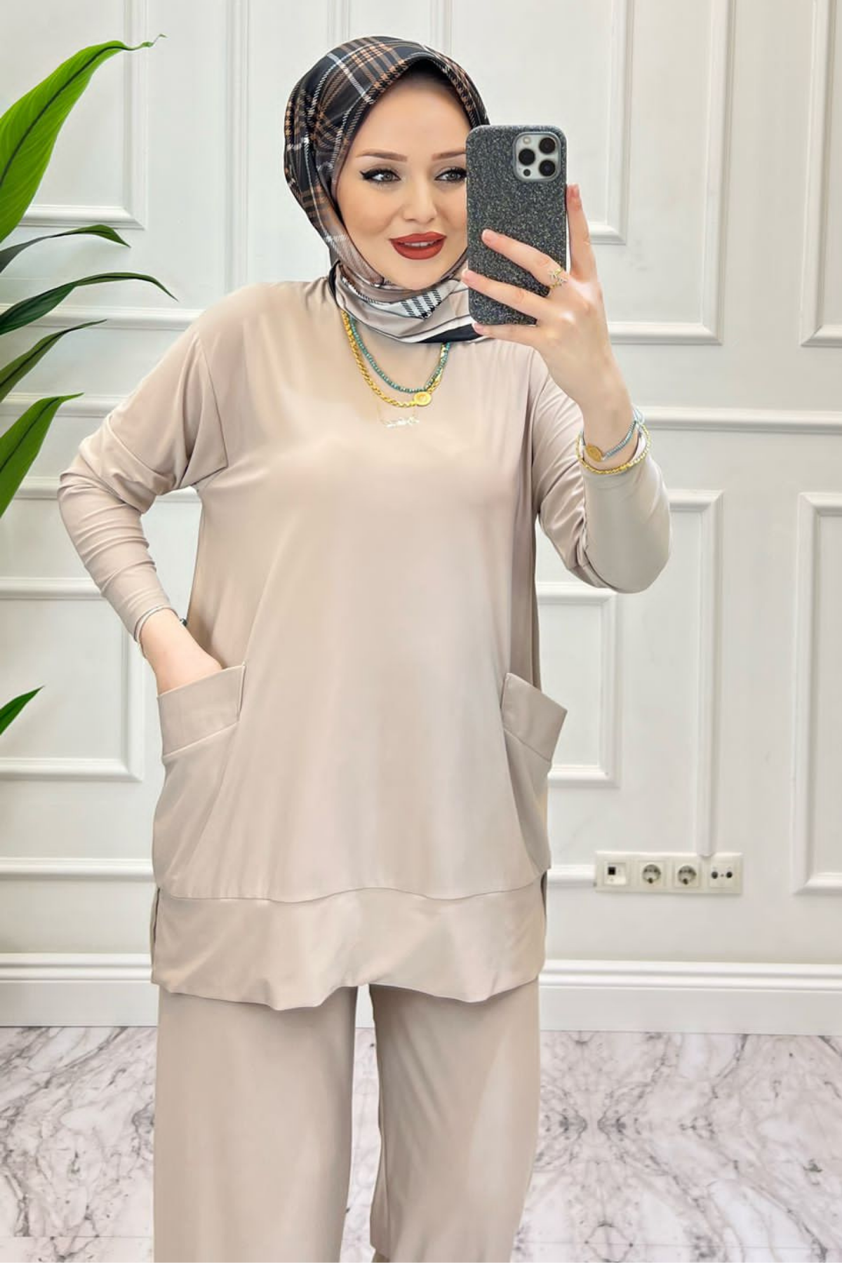 Sandy Cepli Takım BEJ