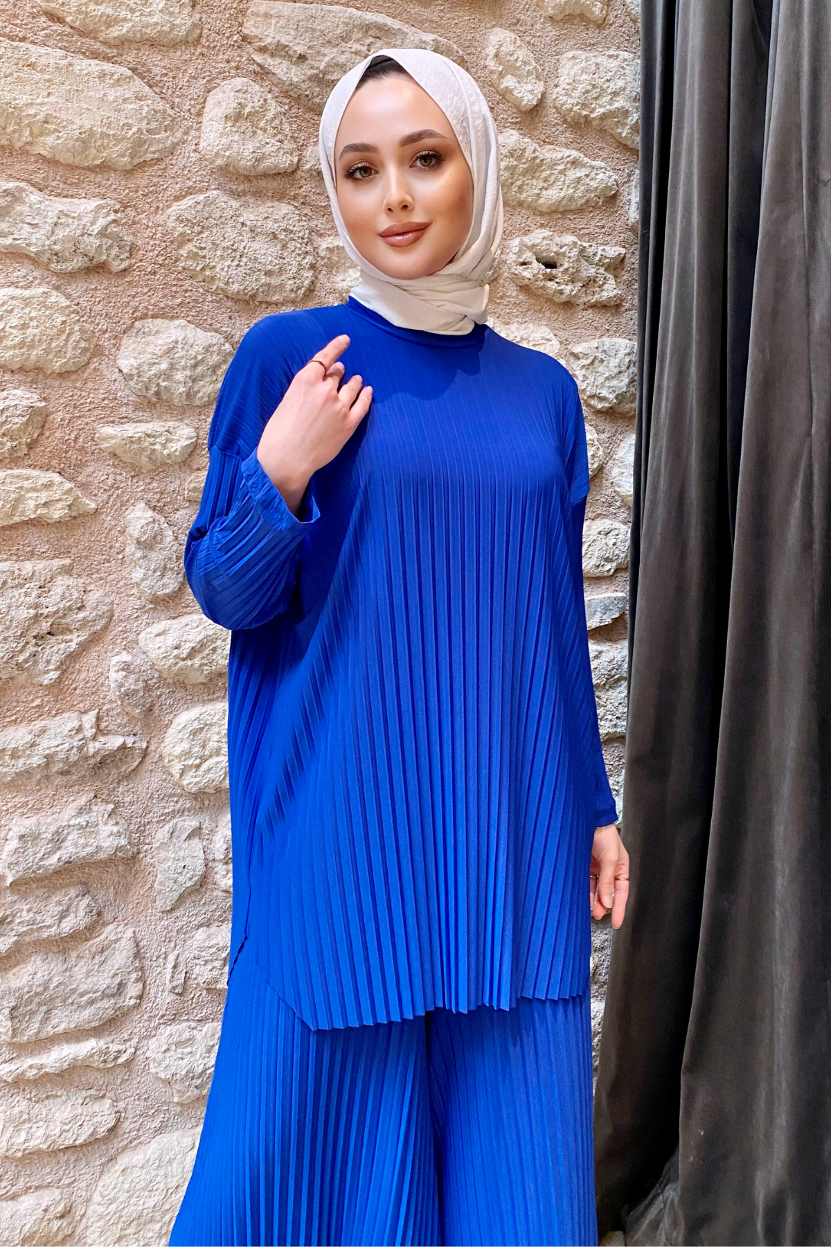 Sandy Piliseli Takım SAKS