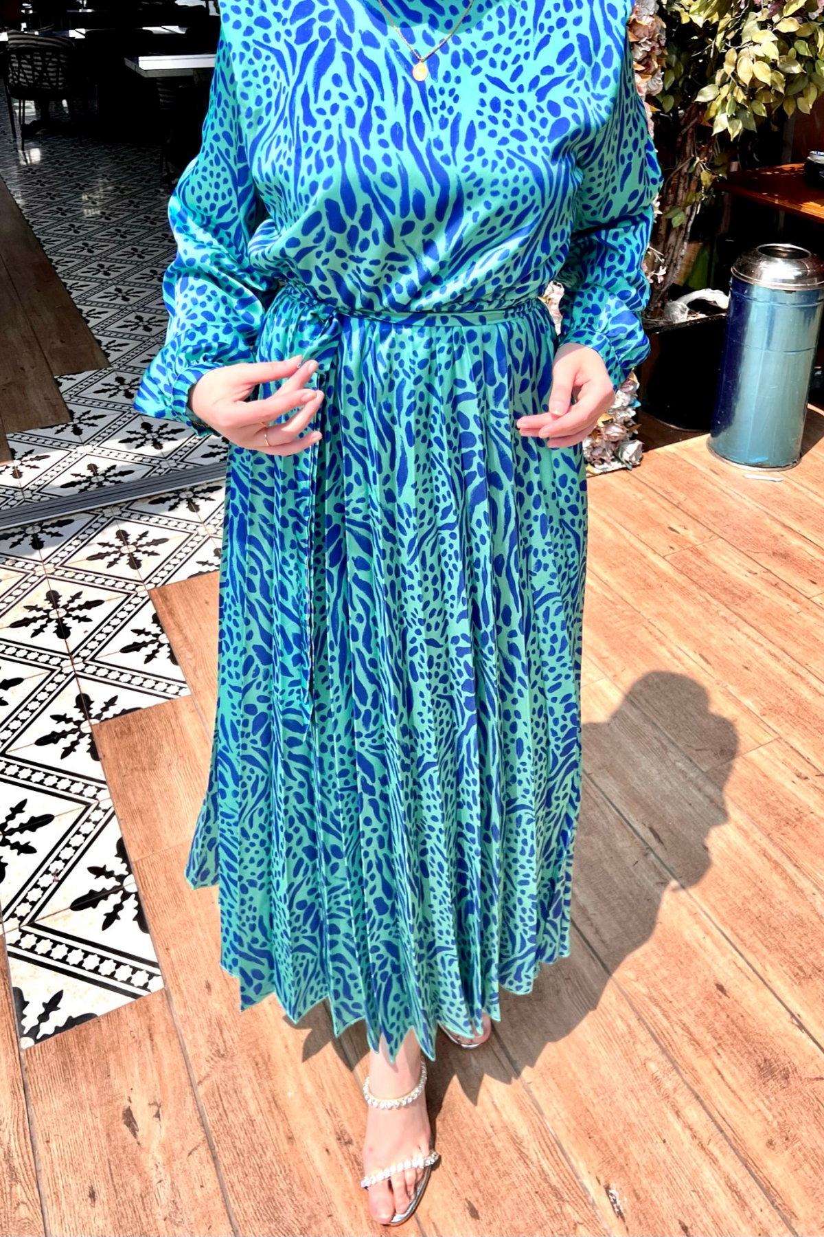 Zebra Piliseli Elbise MAVİ