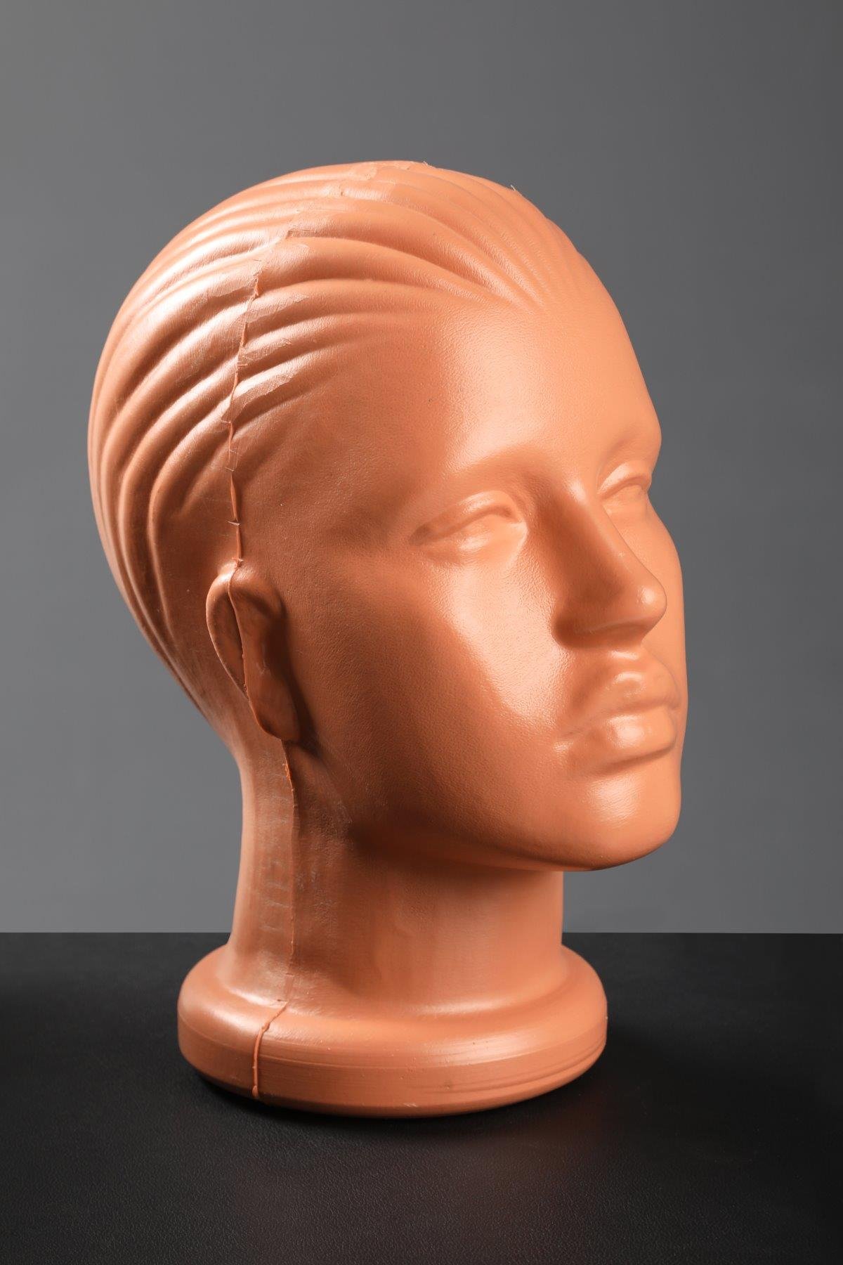 Kafa Kısa Bayan Manken