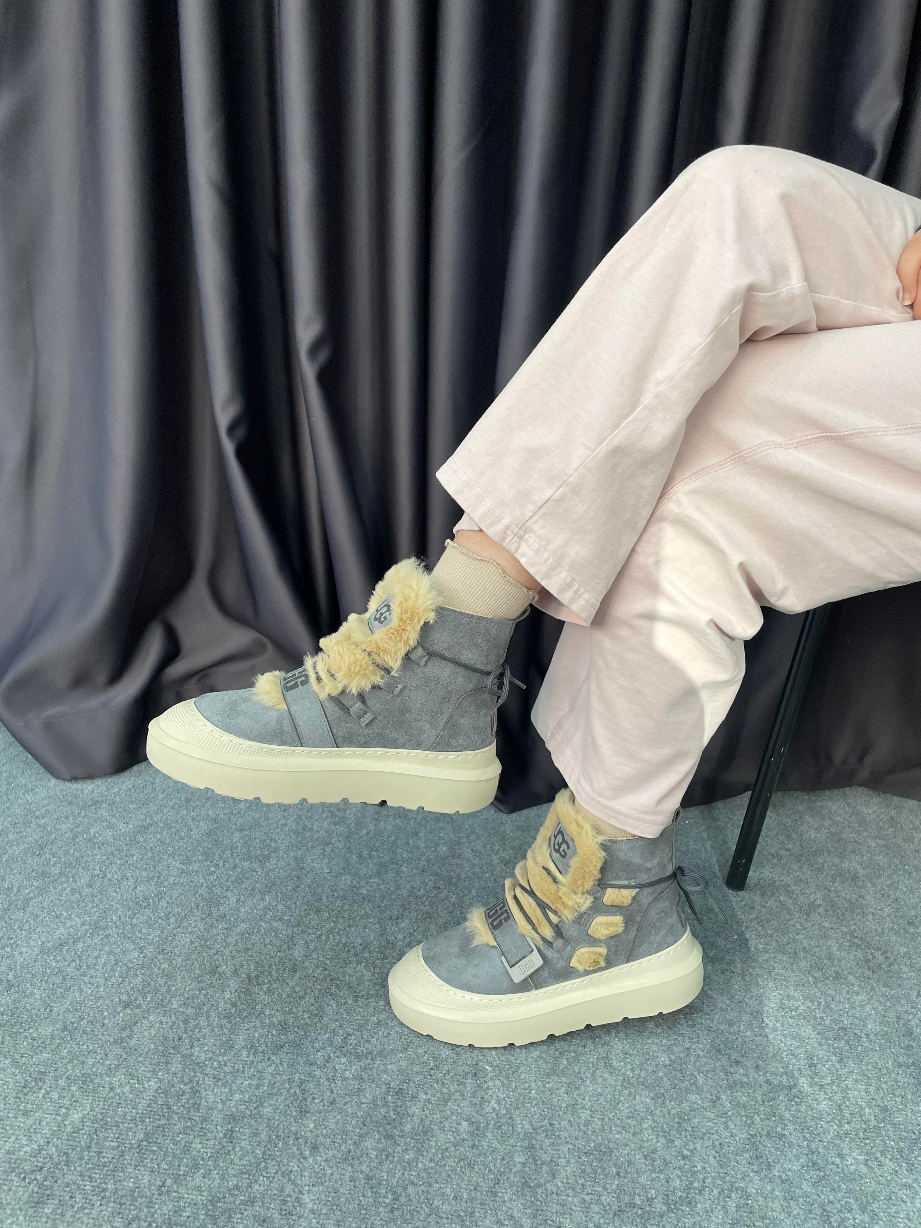 Bebe Mavisi Kürklü Ugg