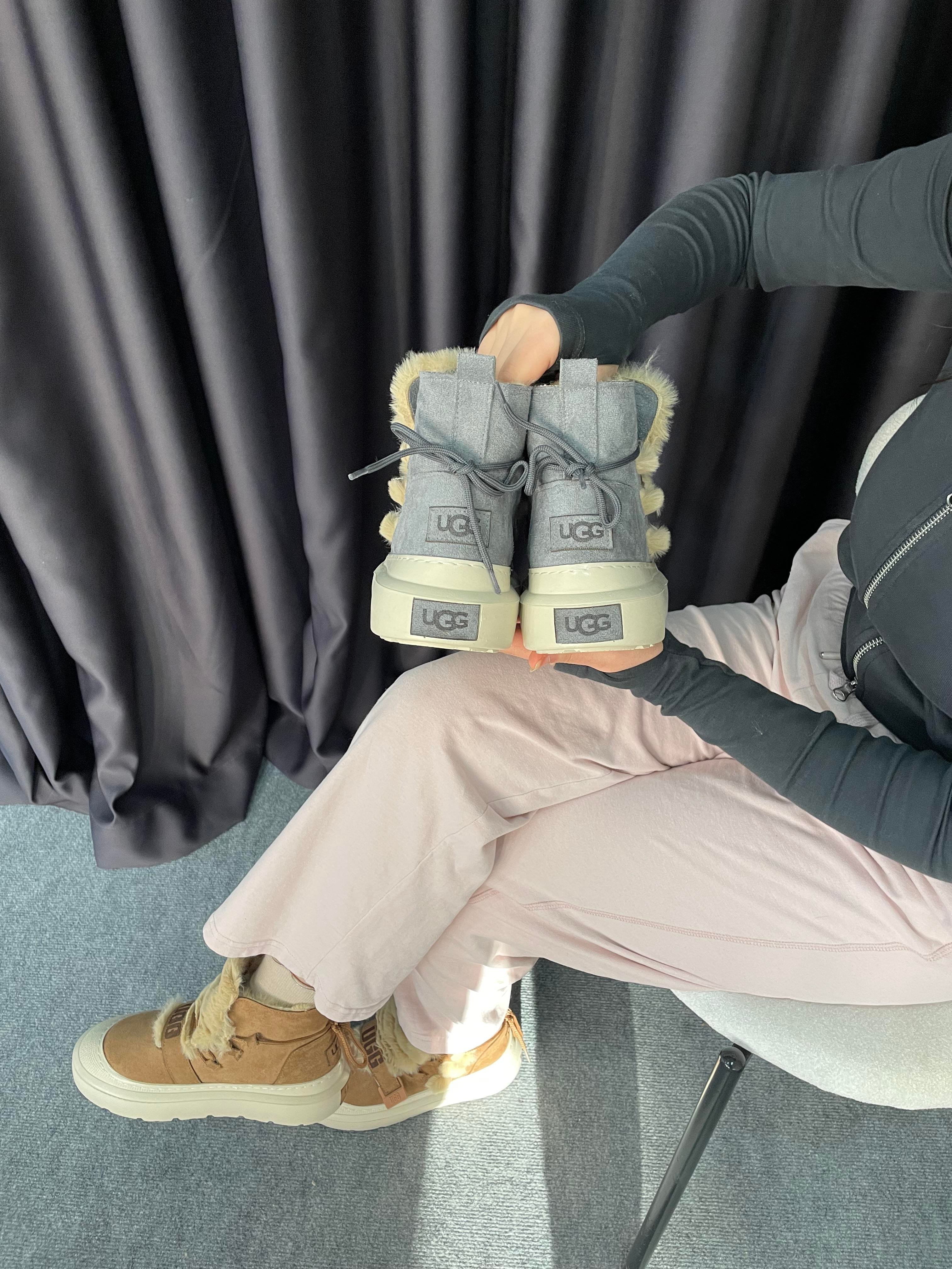 Bebe Mavisi Kürklü Ugg