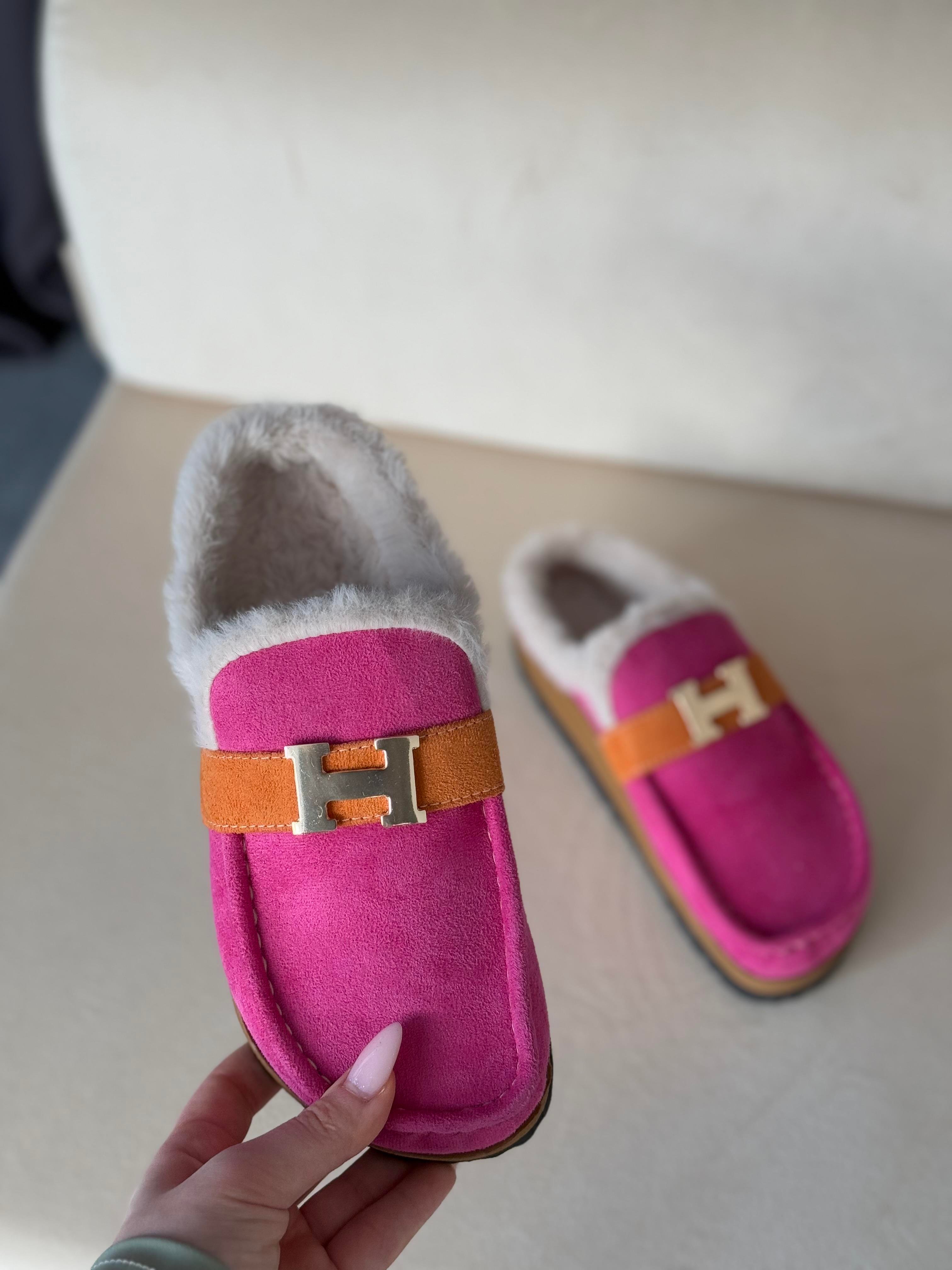 HRMS Model Pembe Kürklü Terlik Pembe