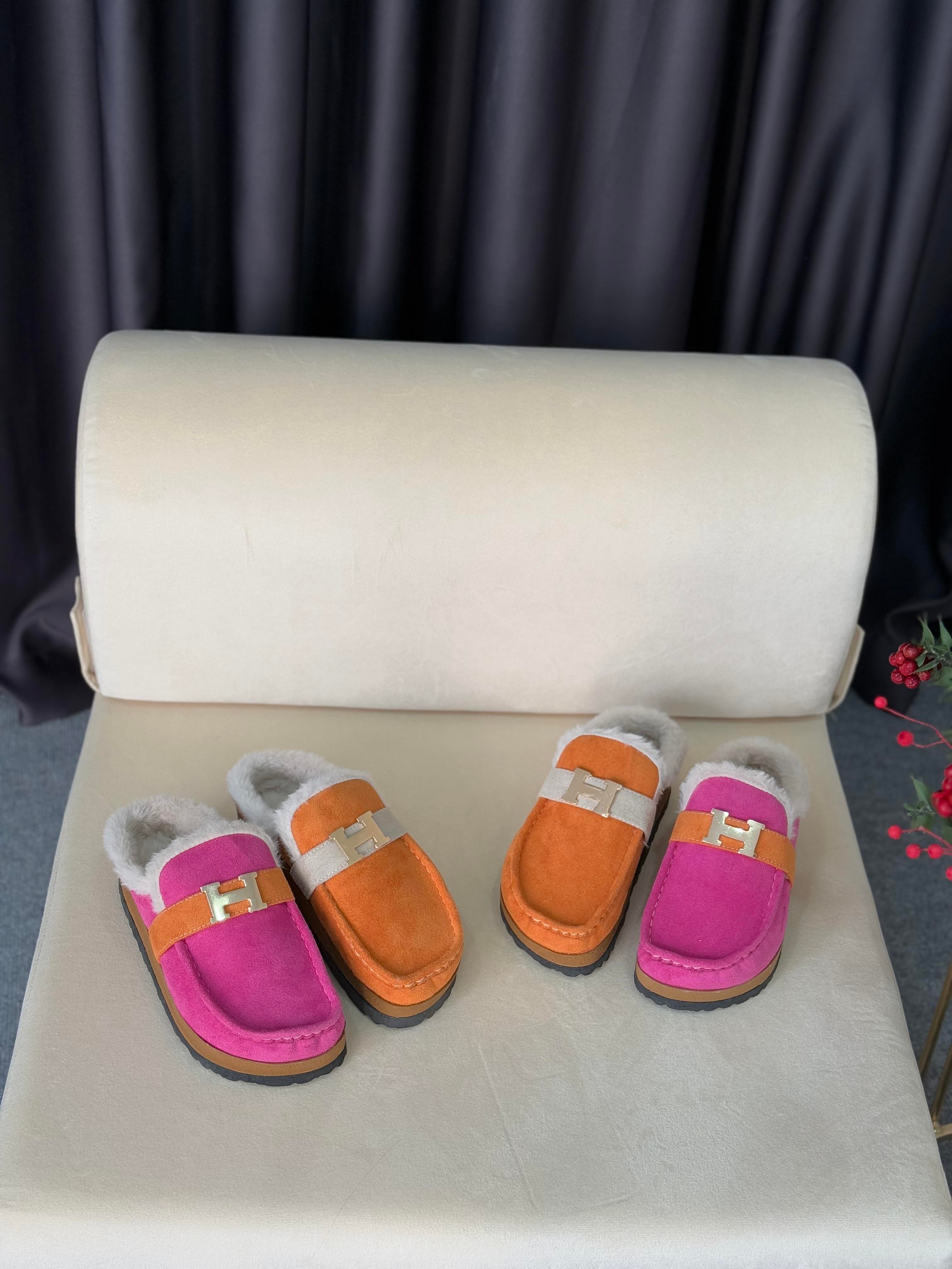 HRMS Model Pembe Kürklü Terlik Pembe