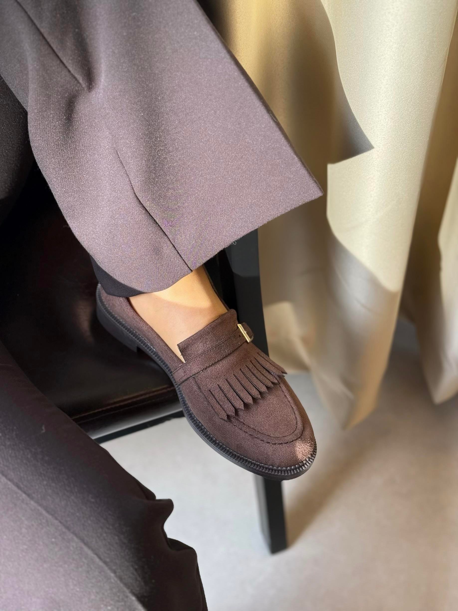 Jesy Püsküllü Toka Detaylı Acı Kahve Loafer