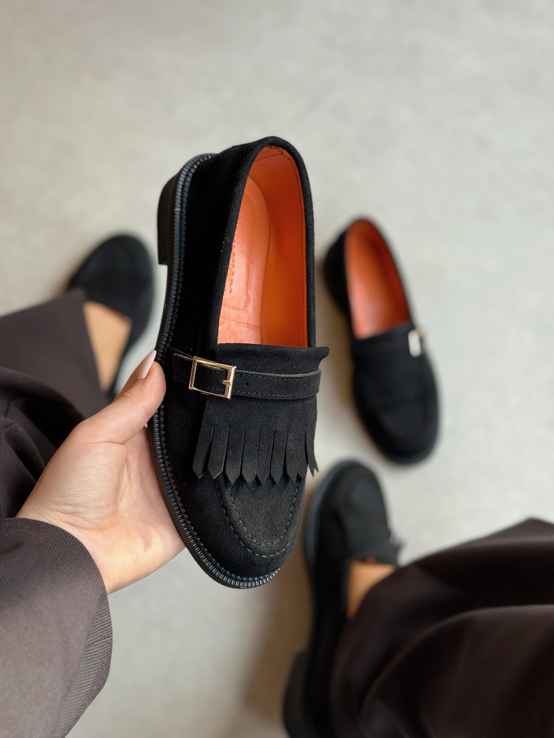 Jesy Püsküllü Toka Detaylı Siyah Loafer
