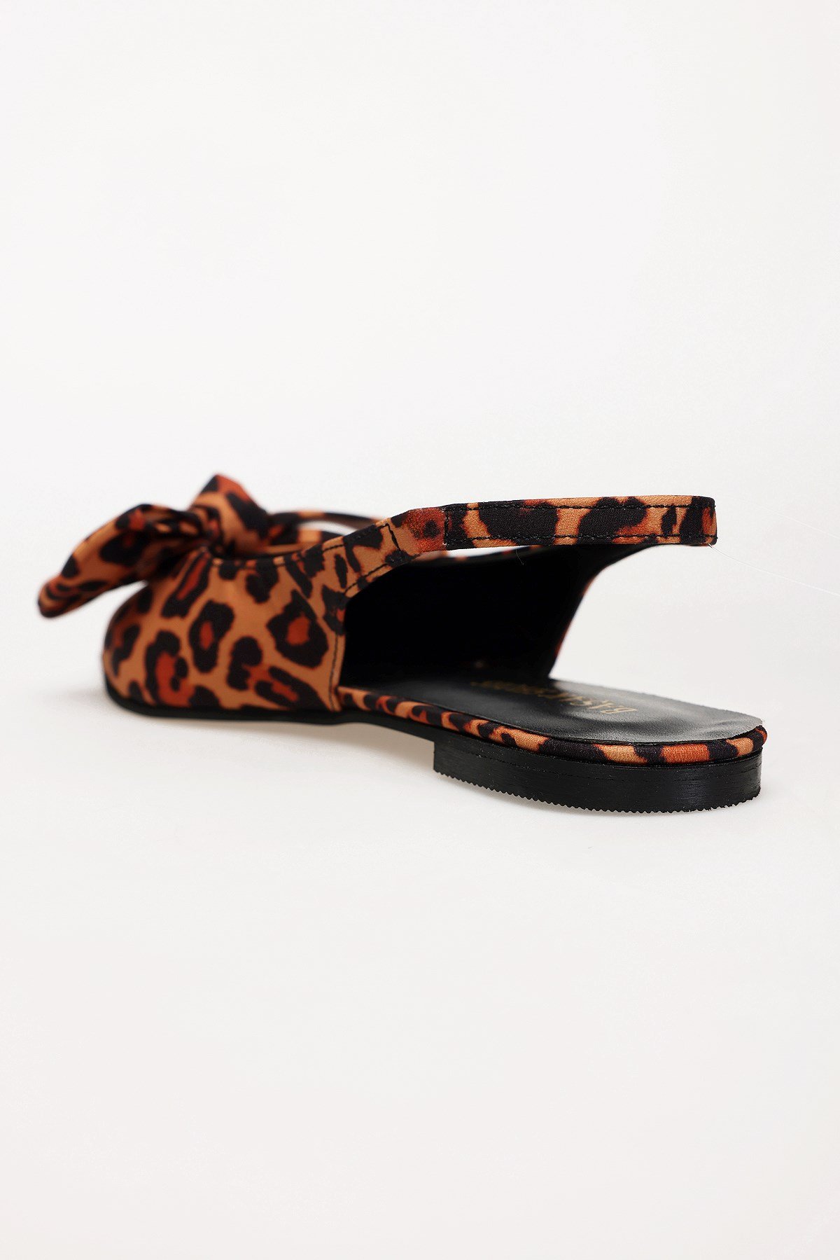 LİLA LEOPAR FİYONKLU BABET