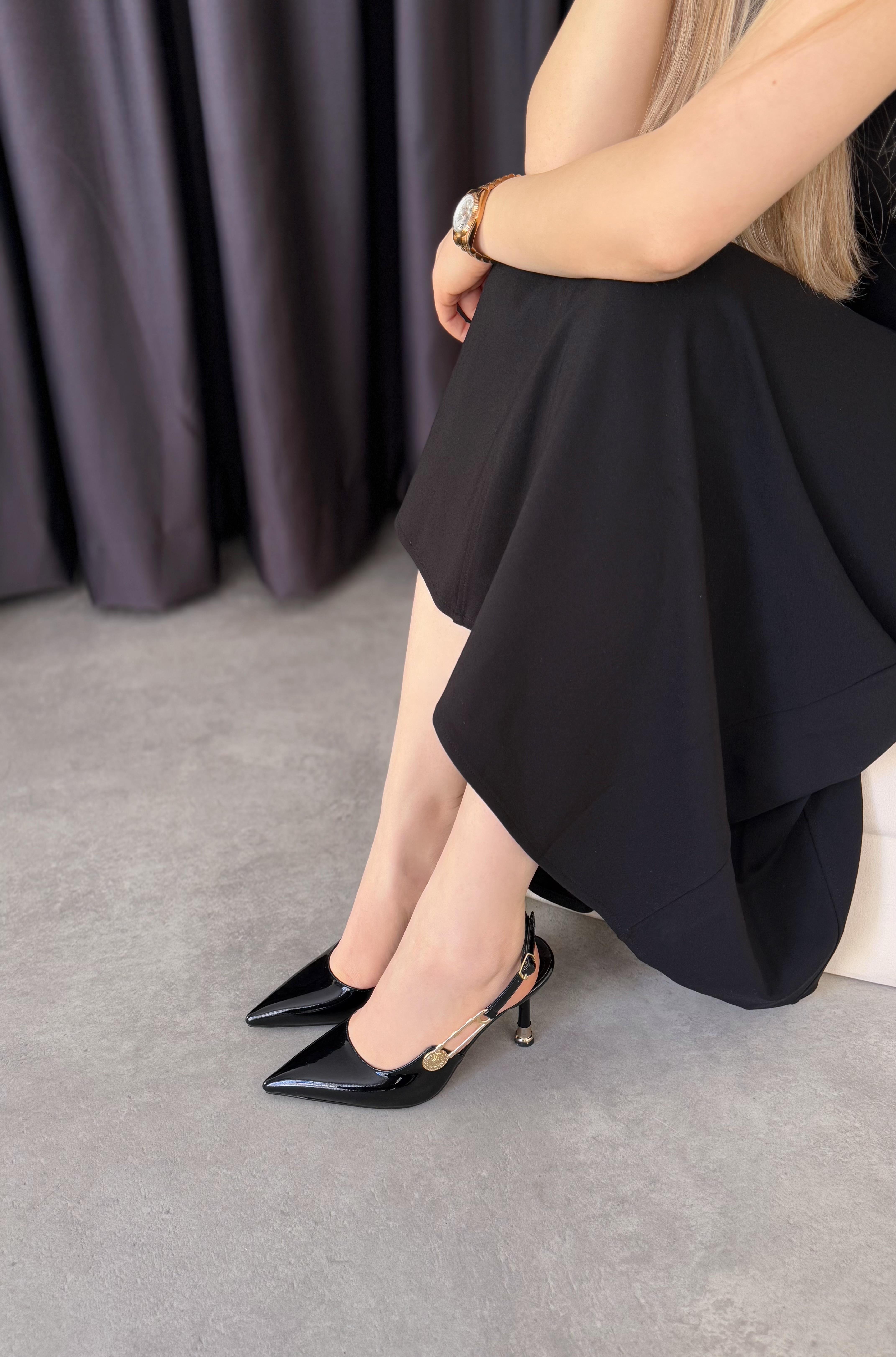 Mona Siyah Stiletto
