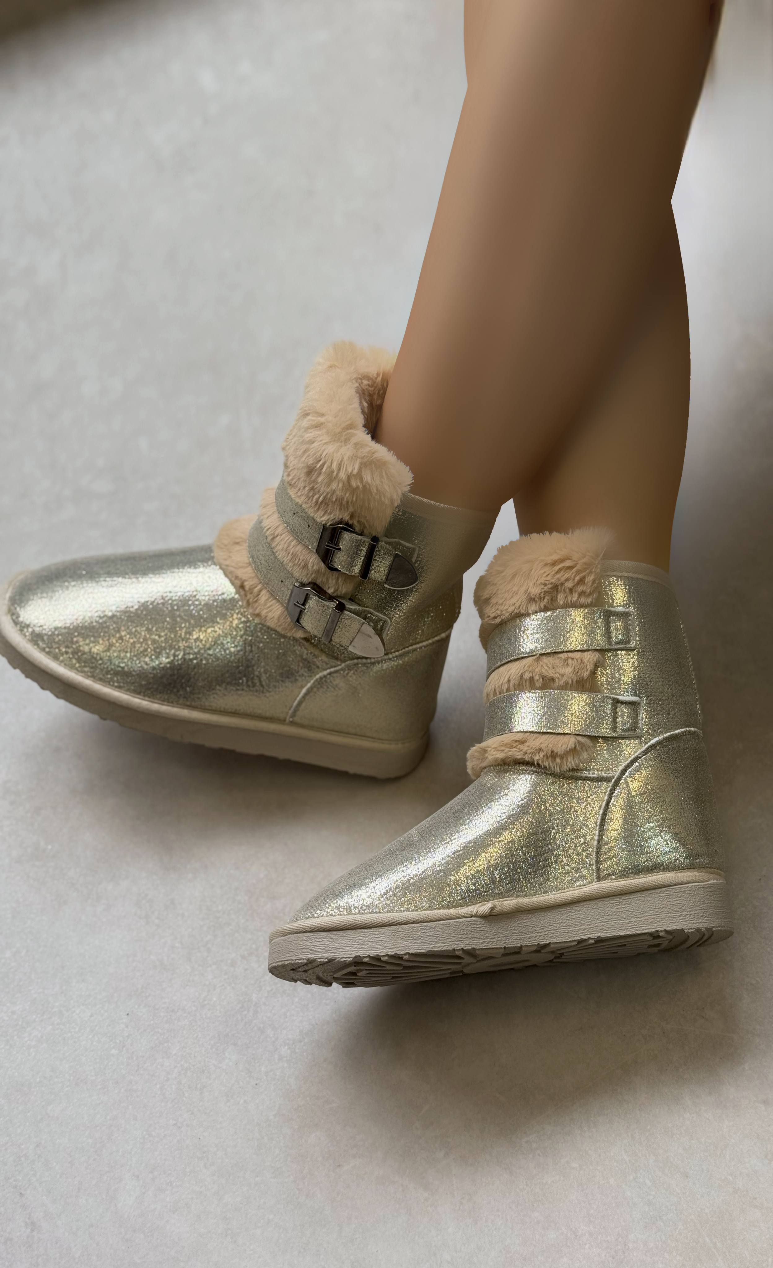 Noya Gold İçi Peluş Detaylı Bot