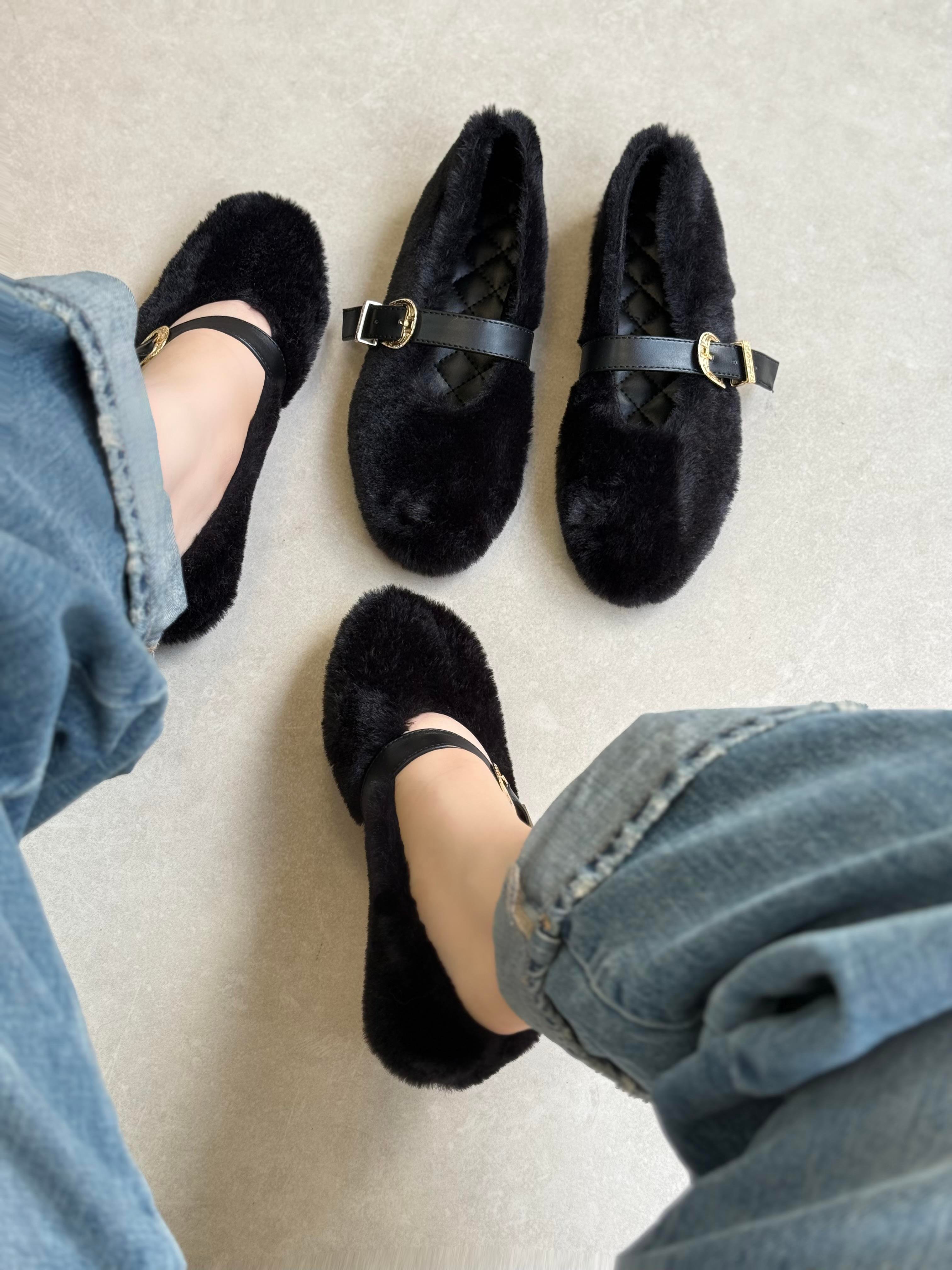 Poppy Tokalı Peluş Siyah Babet 