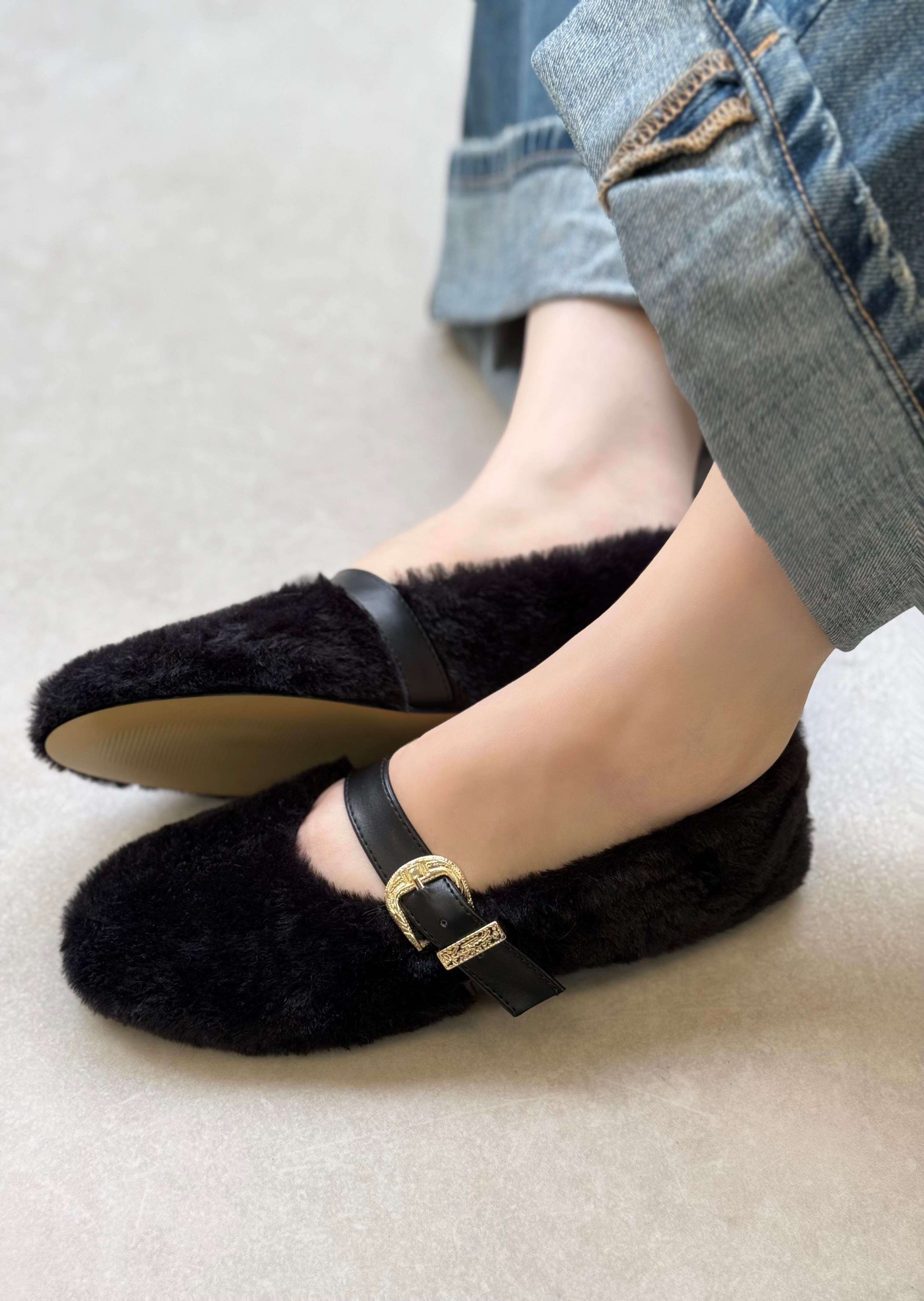Poppy Tokalı Peluş Siyah Babet 