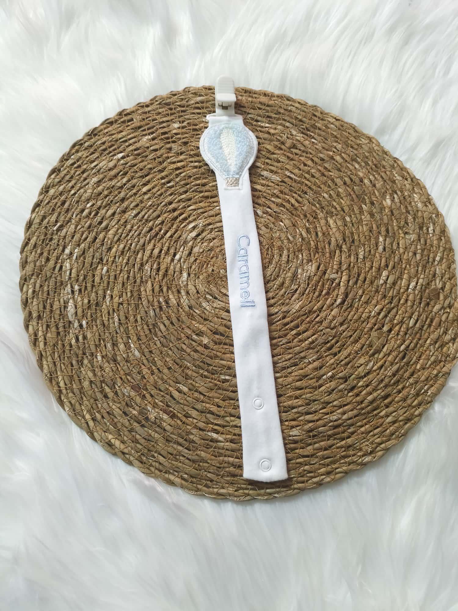  BEBEK MAVİ RENKLİ CARAMEL BEBE BALON DETAYLI KETEN EMZİK ASKISI