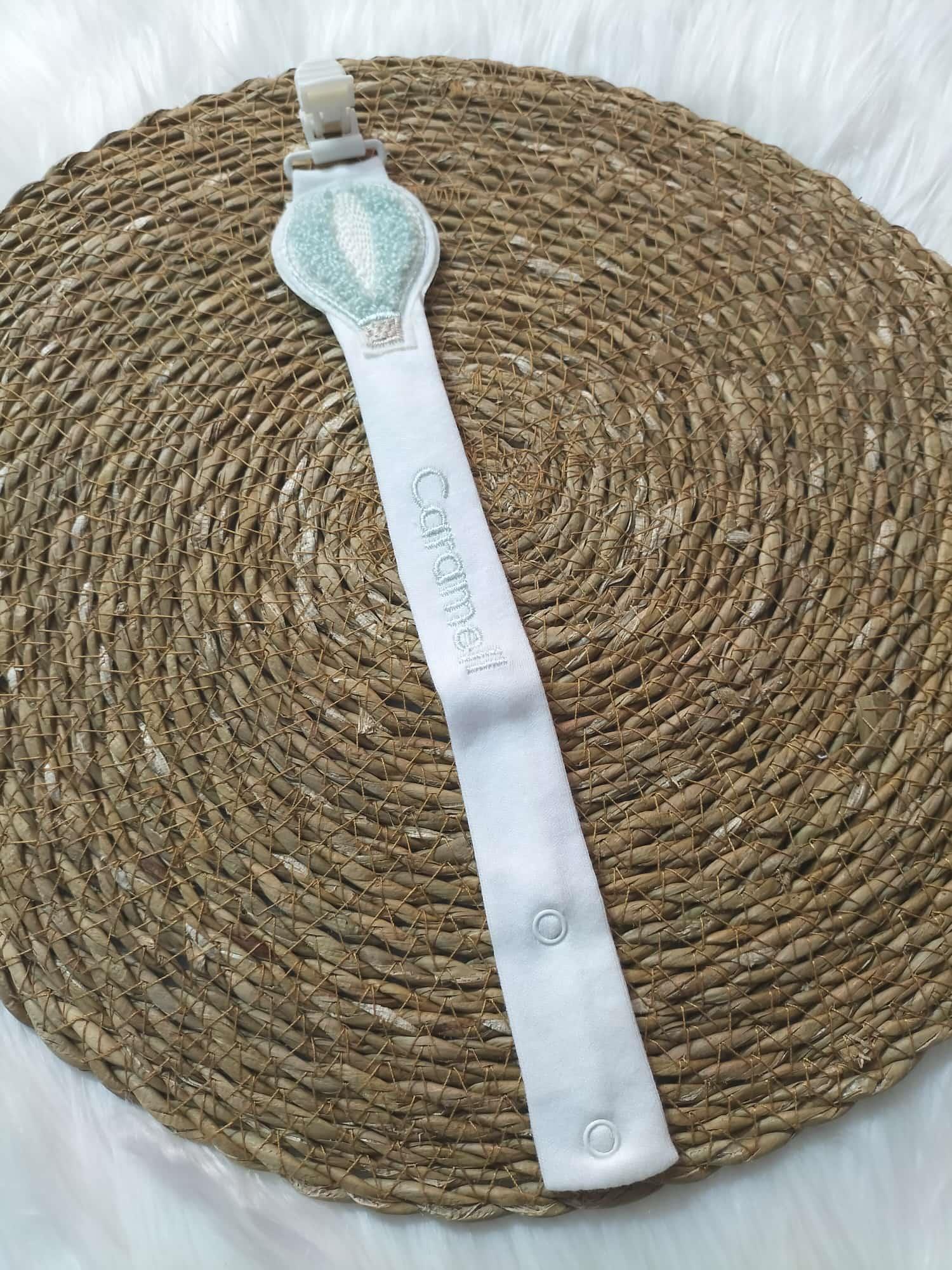  BEBEK MAVİ RENKLİ CARAMEL BEBE BALON DETAYLI KETEN EMZİK ASKISI