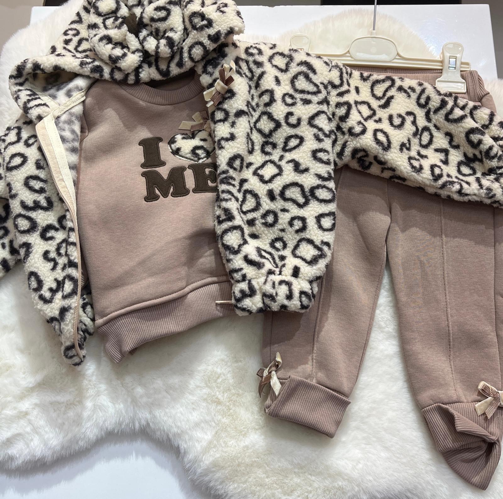  LEOPAR DESENLİ İÇ KISMI ŞARDONLU KIZ BEBEK ÜÇLÜ TAKIM