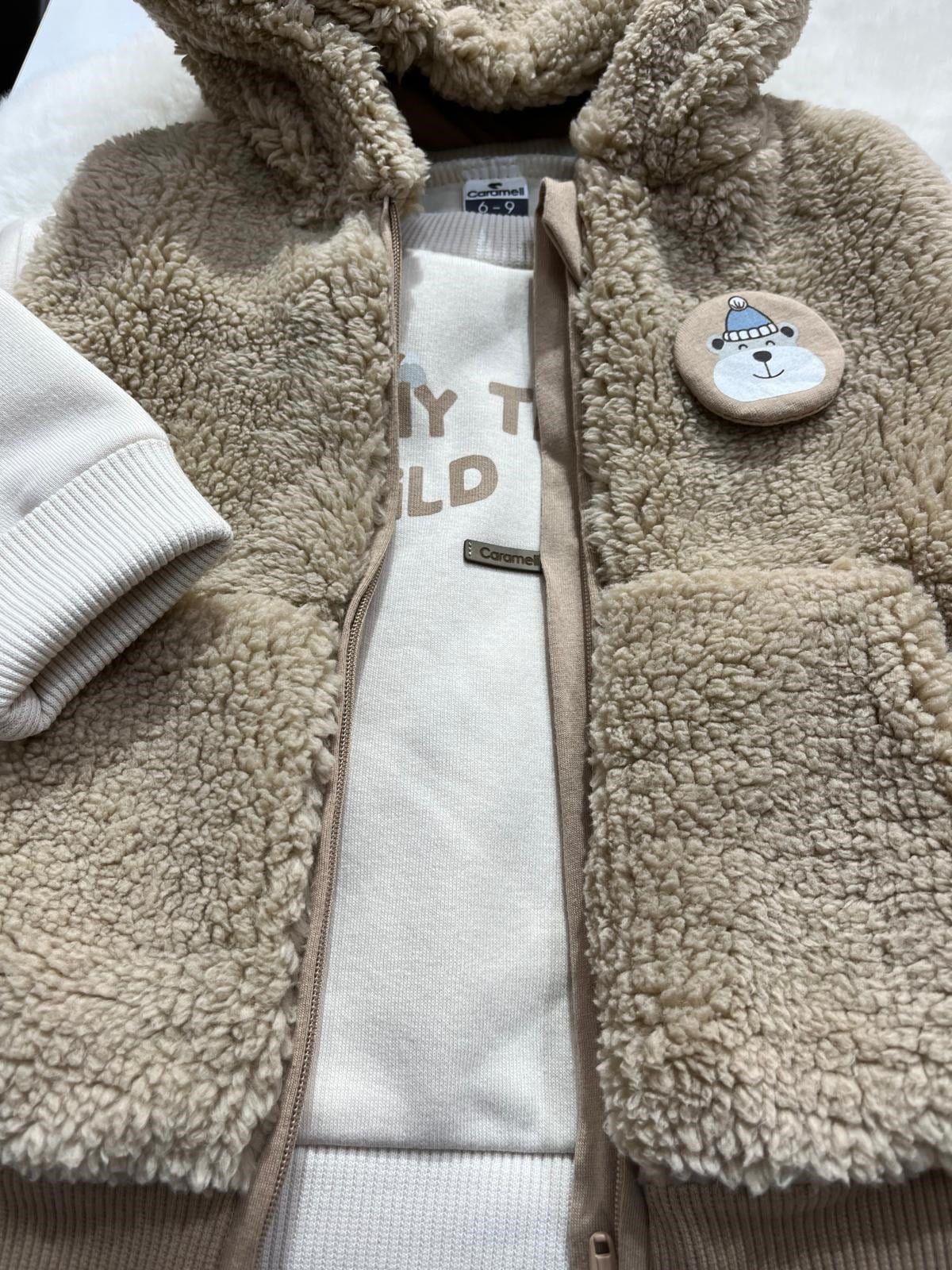  PELUŞ YELEKLİ ERKEK BEBEK ÜÇLÜ TAKIM