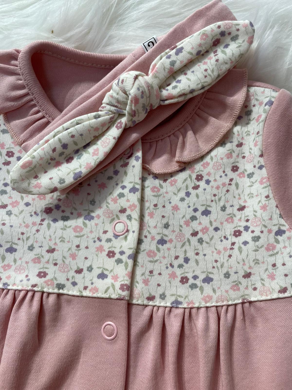 BEBEK BEBE YAKA PEMBE BANDANALI ÇİÇEKLİ PATİKLİ TULUM