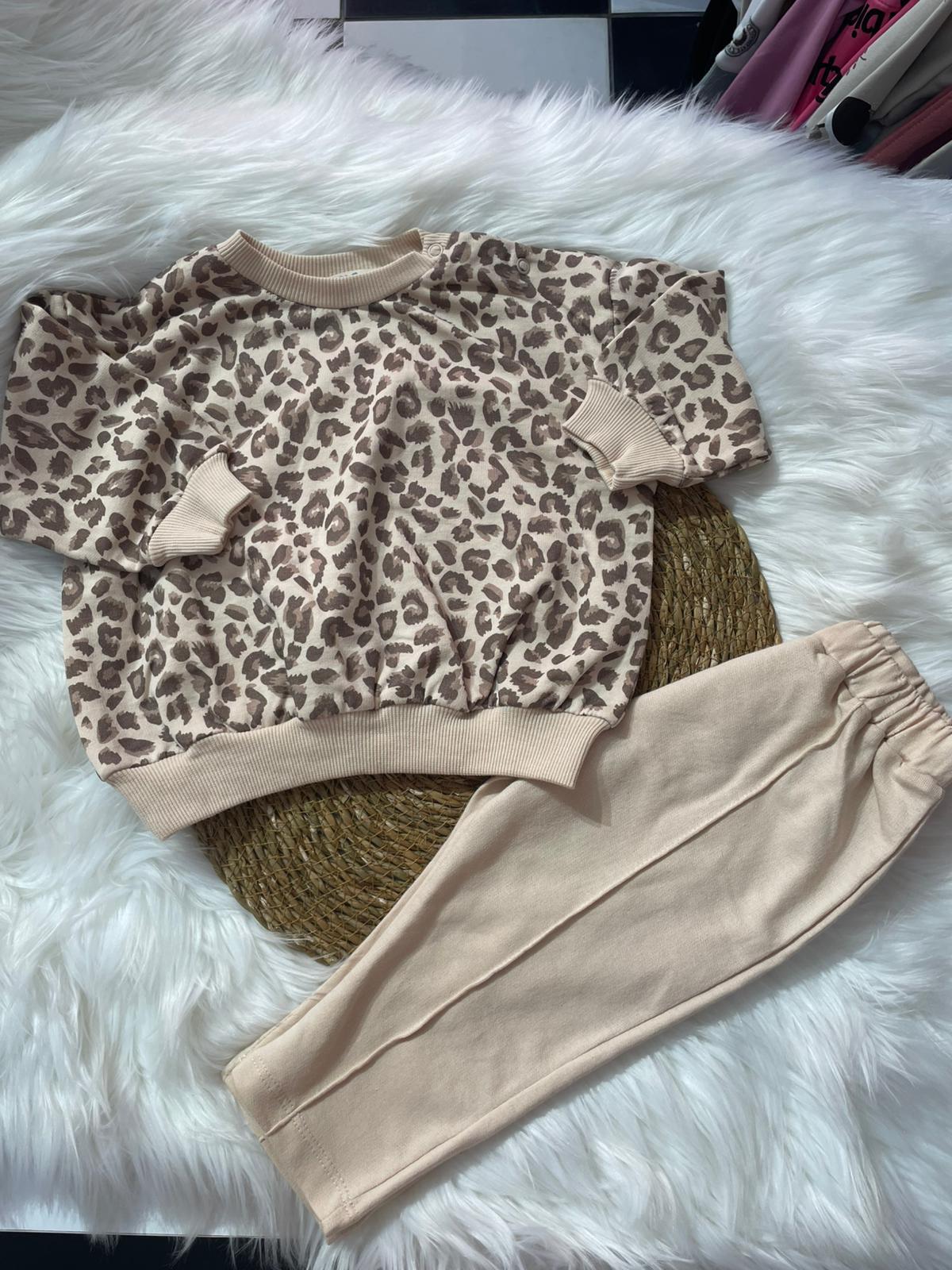 BEBEK KAHVE KADİFE KAPİŞONLU CEKETLİ LEOPAR DESENLİ ALT ÜST TAKIM