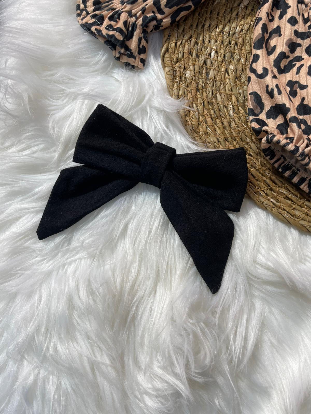 BEBEK LEOPAR DESENLİ BEBE YAKA DANTELLİ FİYONK DETAYLI TULUM