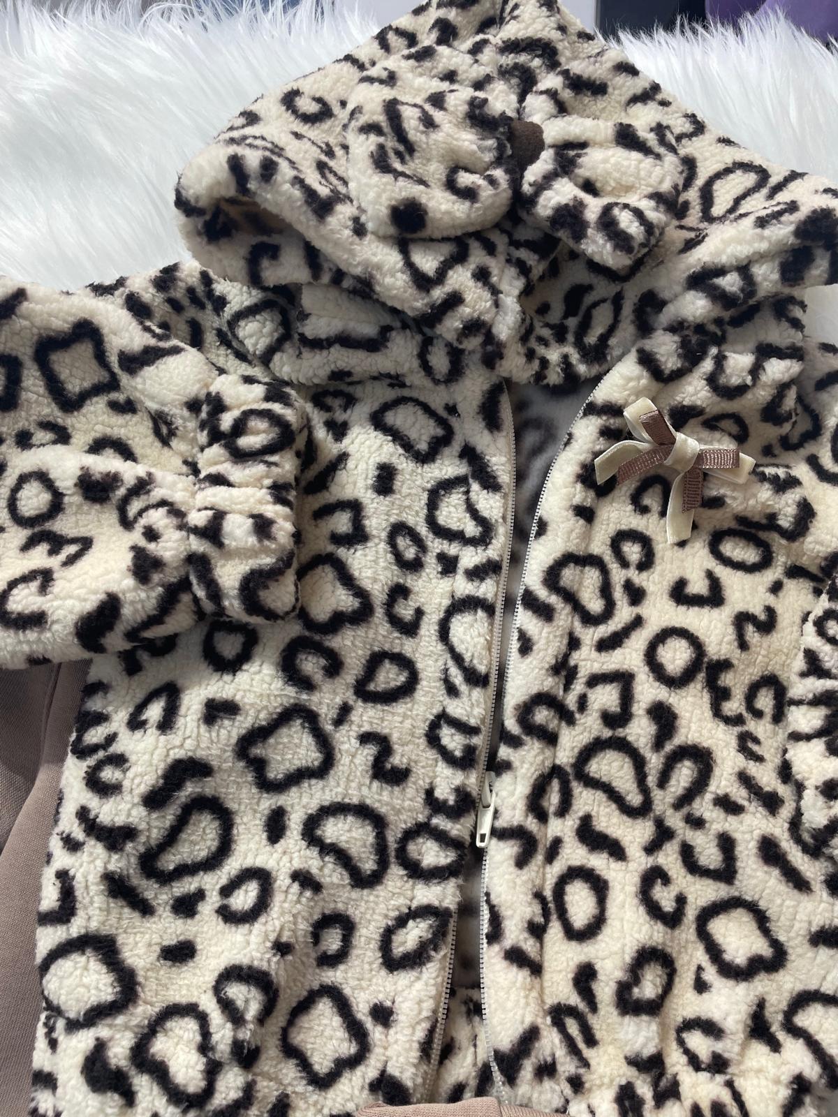 LEOPAR CEKETLİ İÇ KISMI ŞARDONLU BEBEK TAKIM