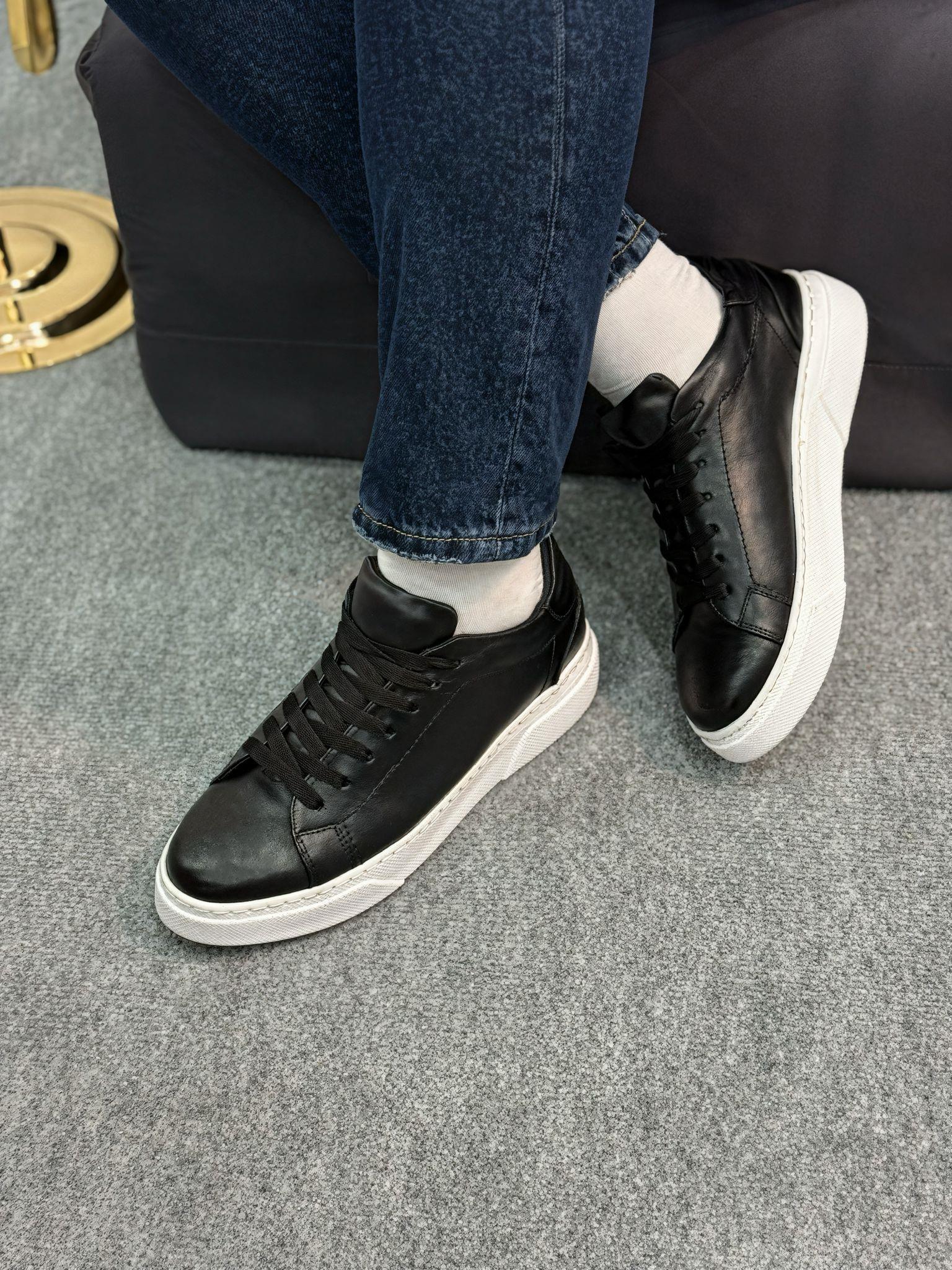 AGAH MODEL SİYAH SNEAKER