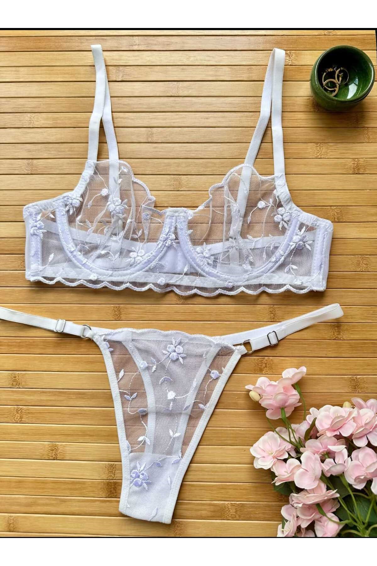 Flora Beyaz Kadın Bralet Takım