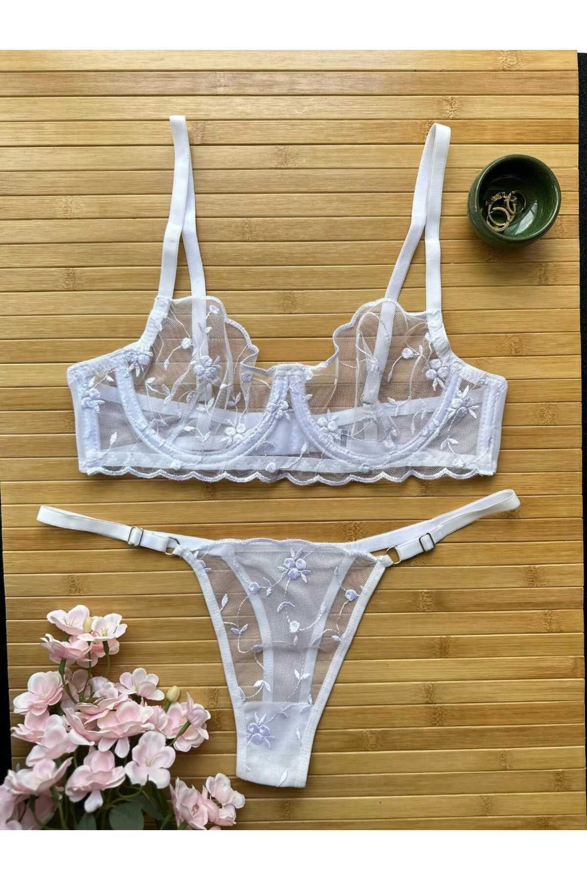 Flora Beyaz Kadın Bralet Takım