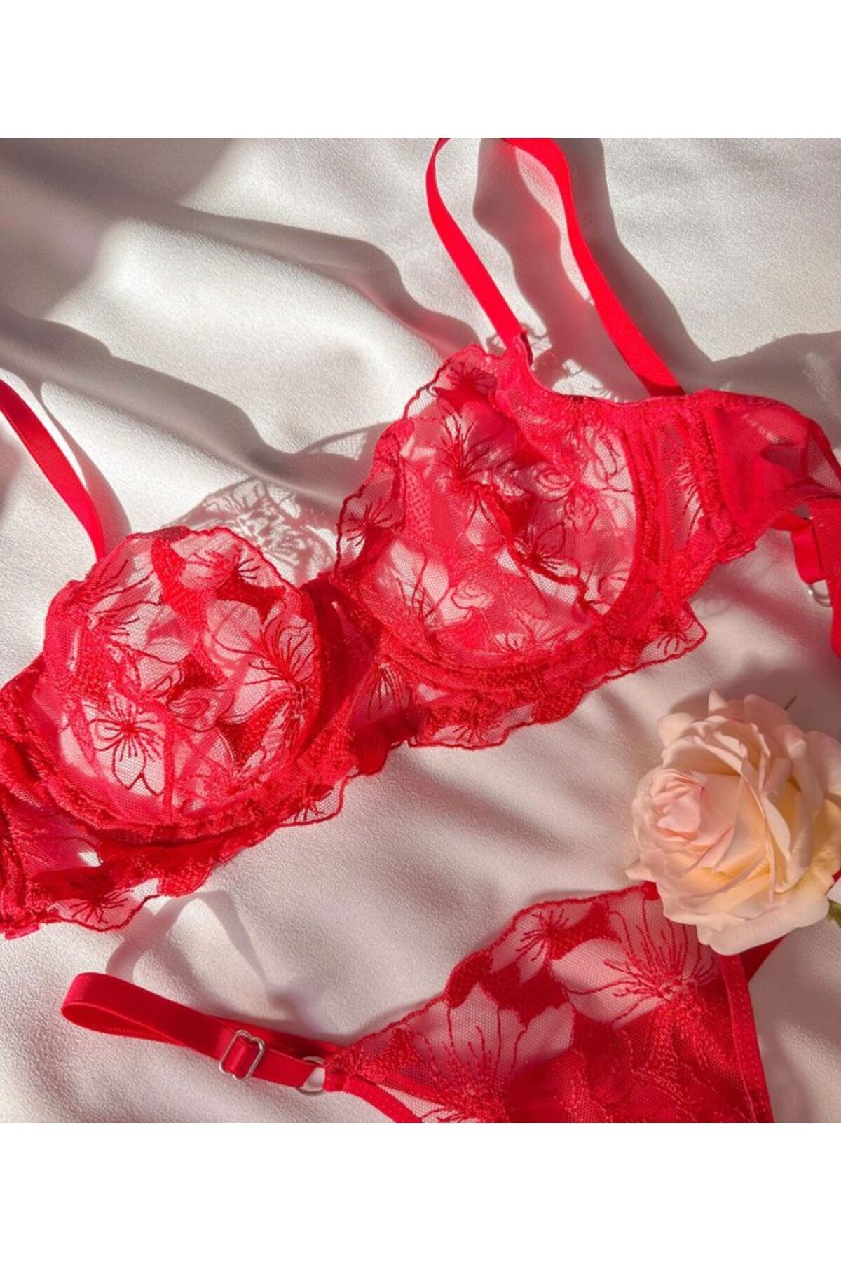 Rose Kırmızı Tanga Külotlu Sütyen Takımı