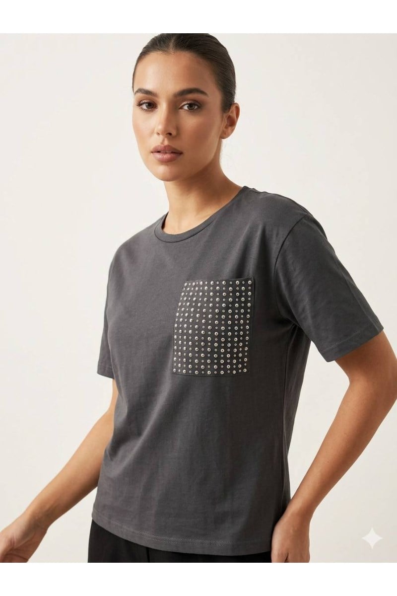 Cebi Taş Detaylı TshirtKADIN T-SHİRT