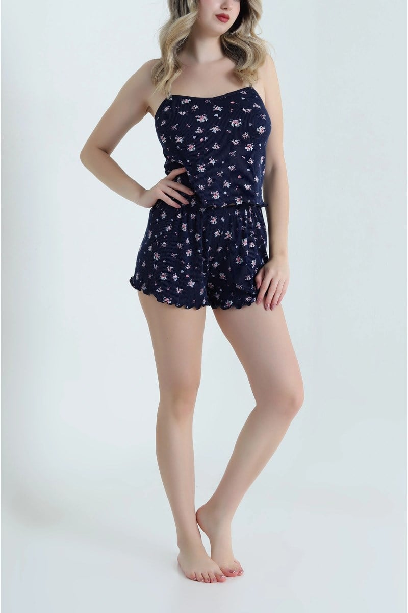 Çiçek Desen Şortlu Pijama TakımıKADIN PİJAMA TAKIMI