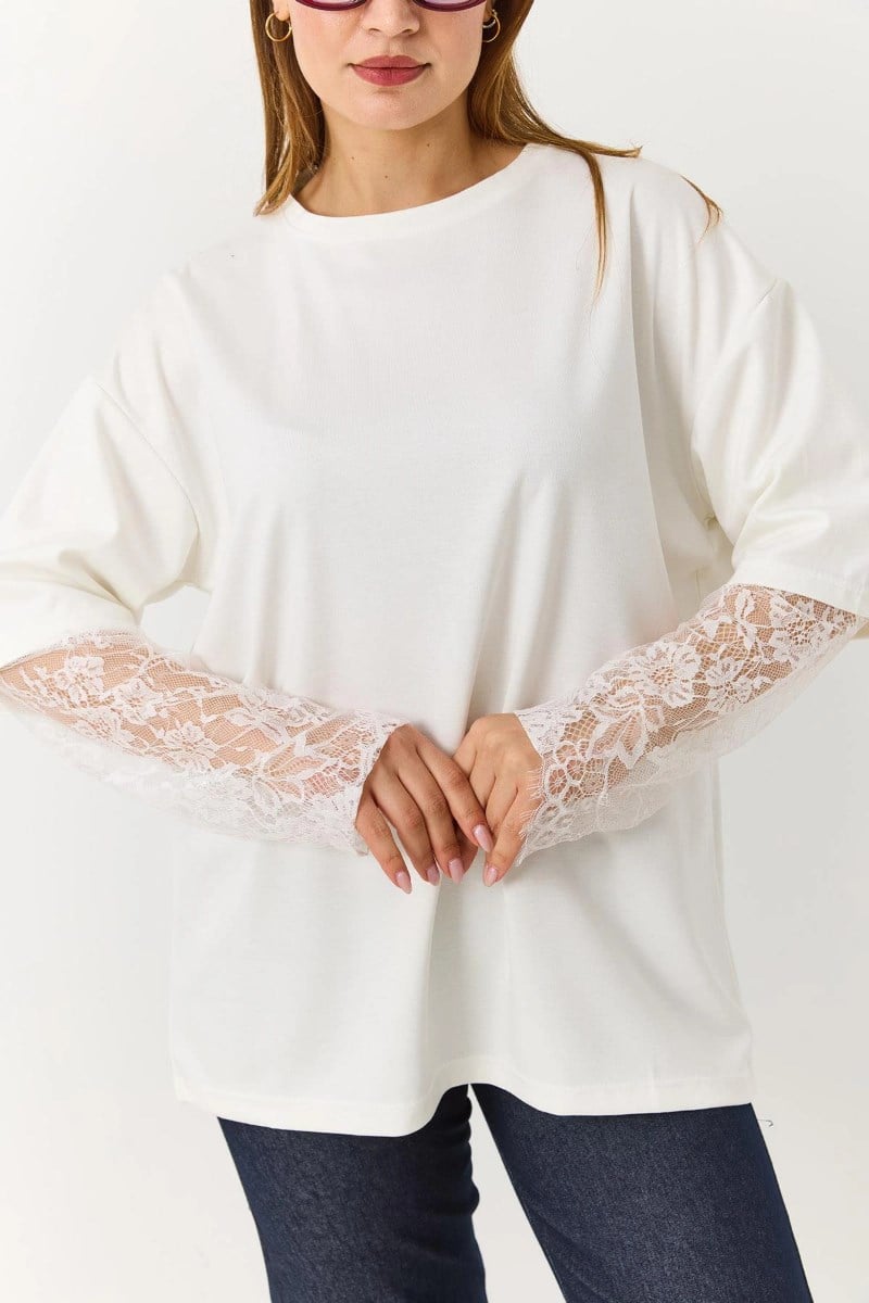 Kolu Tül Detaylı Oversize TshirtKADIN T-SHİRT