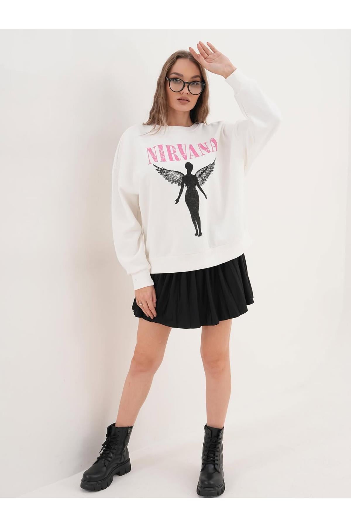 Nirvana Baskılı Oversize SweatshirtKADIN SWEATSHİRT
