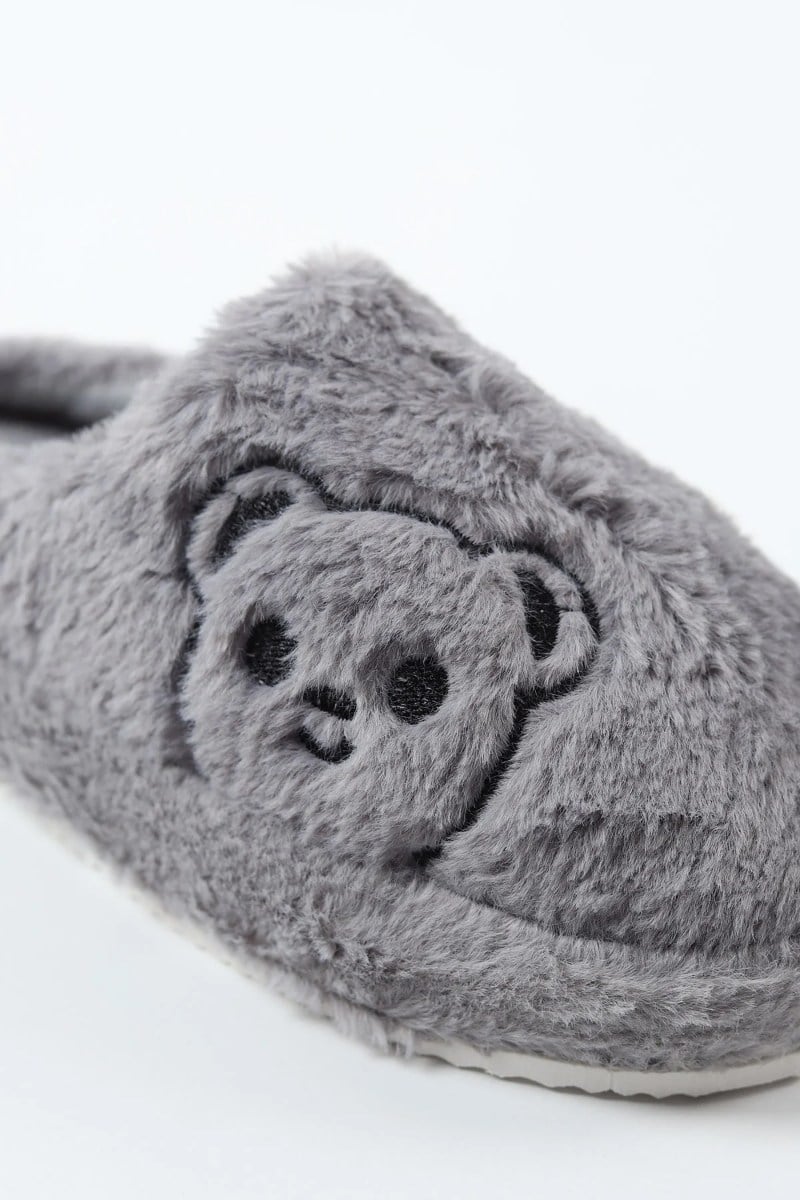 Peluş Ayıcık Figürlü Kadın Ev TerliğiKADIN EV TERLİĞİ VE PANDUF