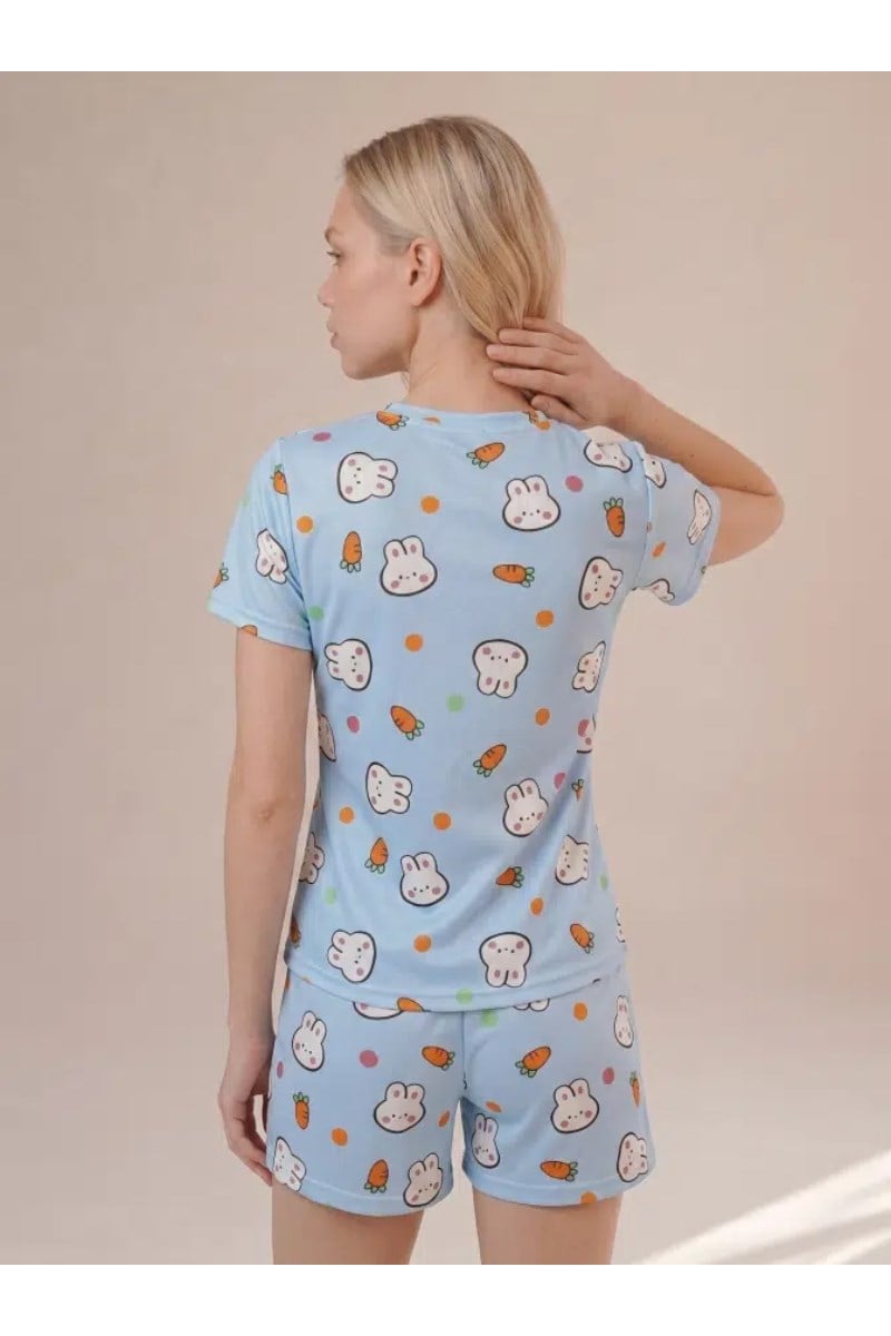 Tavşan ve Havuç Desenli Tshirt Şort Pijama TakımıKADIN PİJAMA TAKIMI