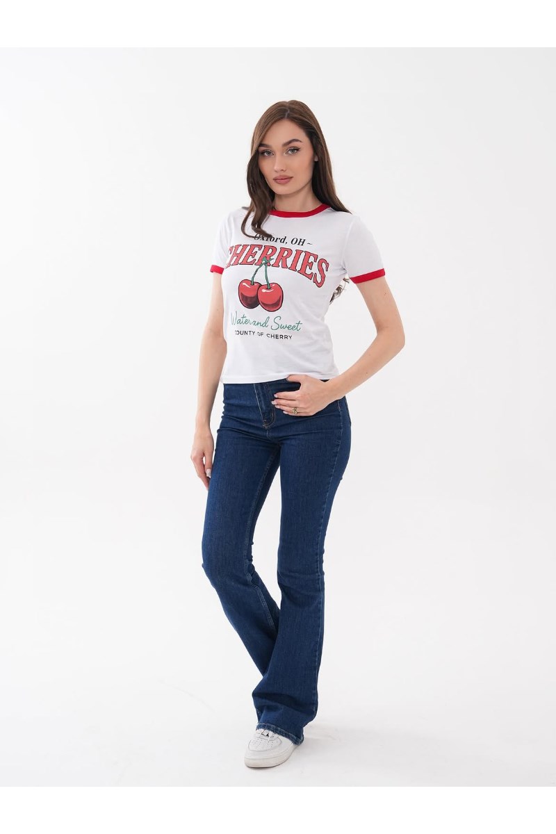Yaka ve Kol Biyeli Kiraz Desen TshirtKADIN T-SHİRT