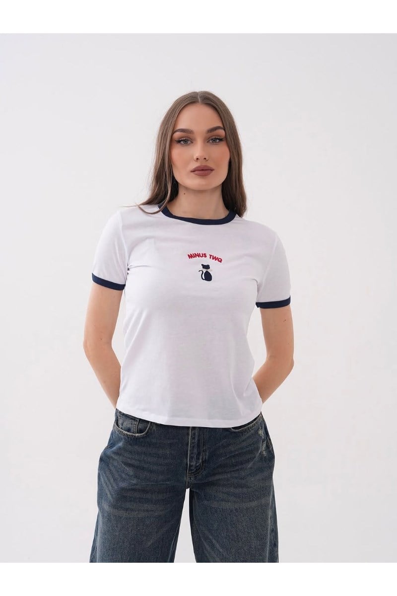 Yaka ve Kol Biyeli MINUS TWQ Baskı TshirtKADIN T-SHİRT