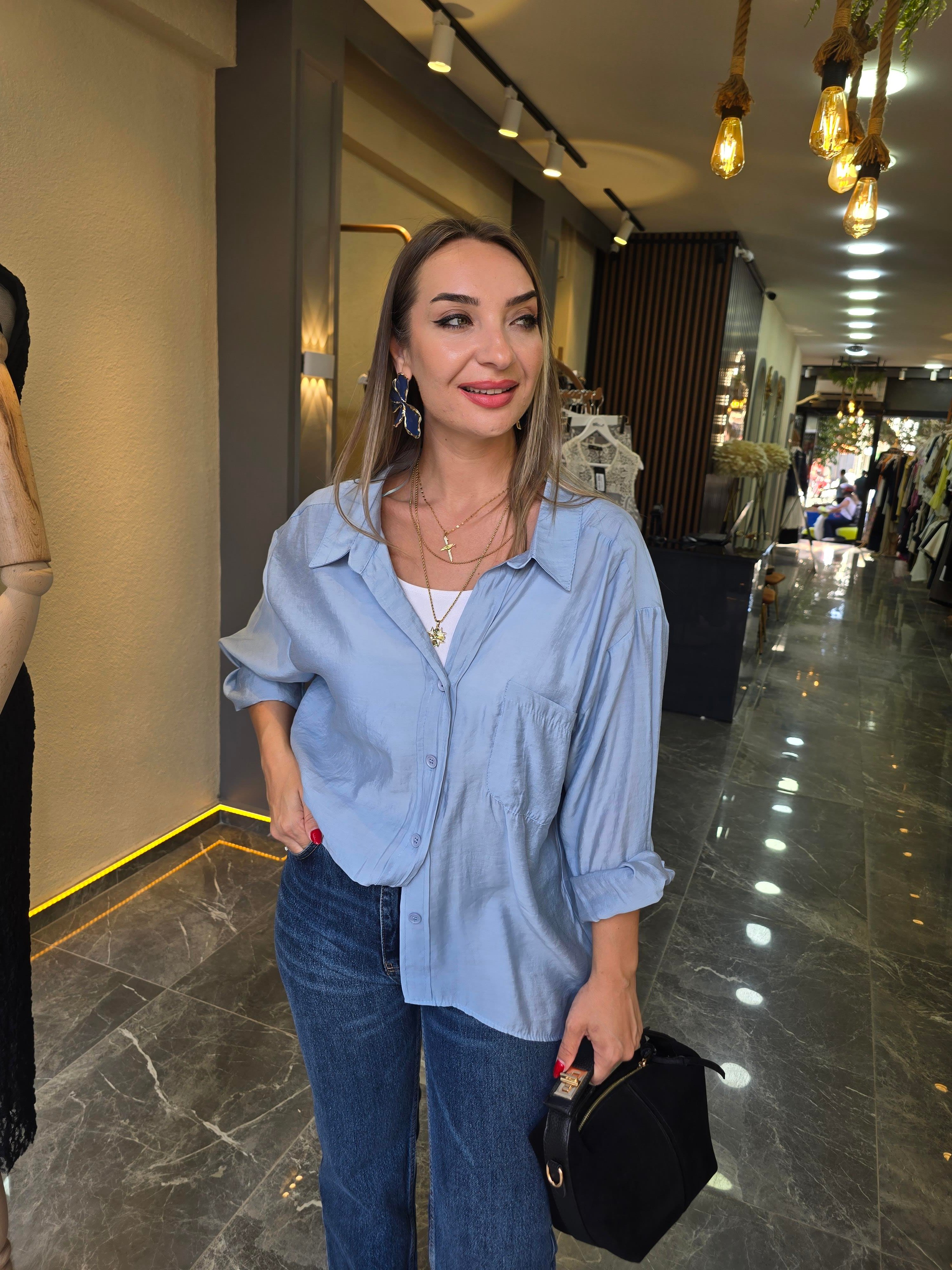 BEBE MAVİSİ OVERSİZE GÖMLEK