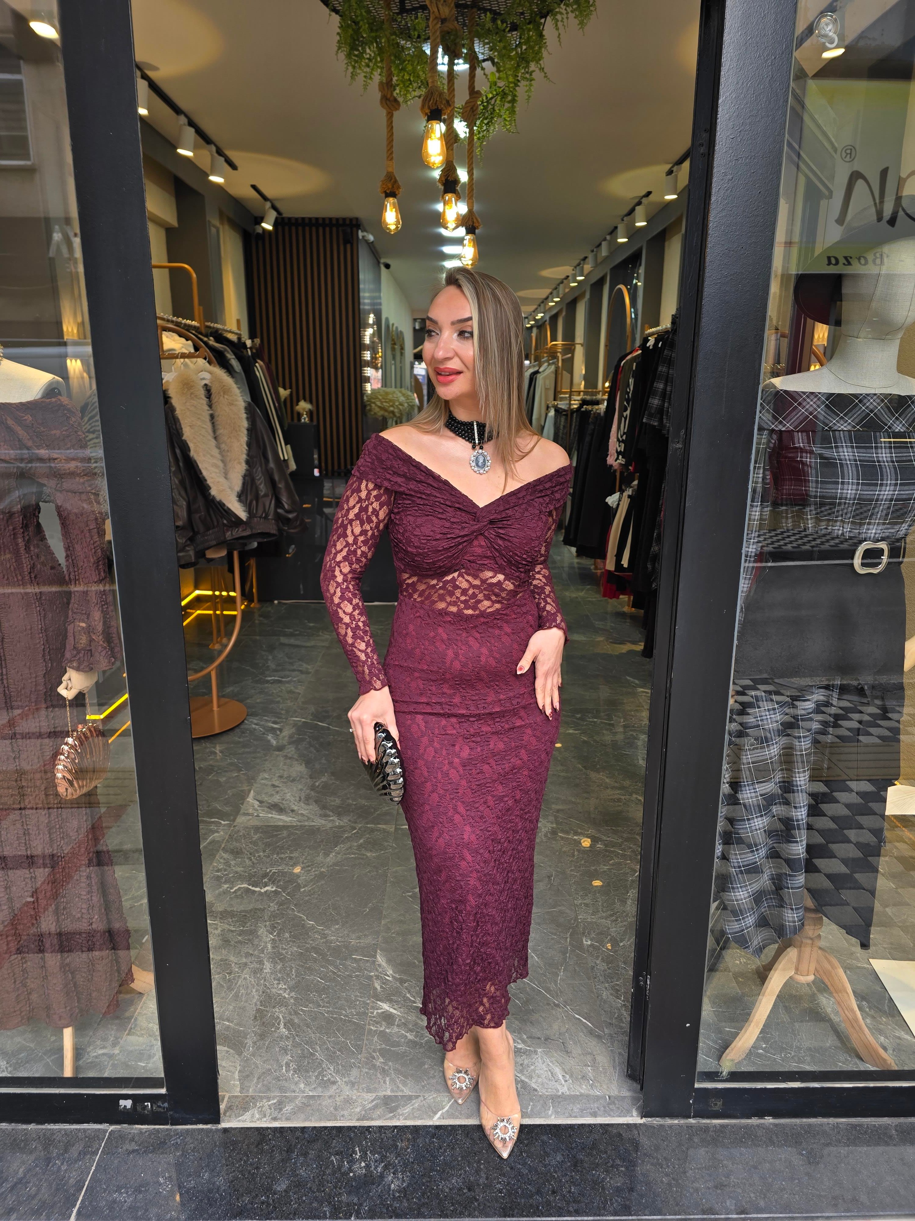 BORDO DANTEL MADONNA ELBİSE