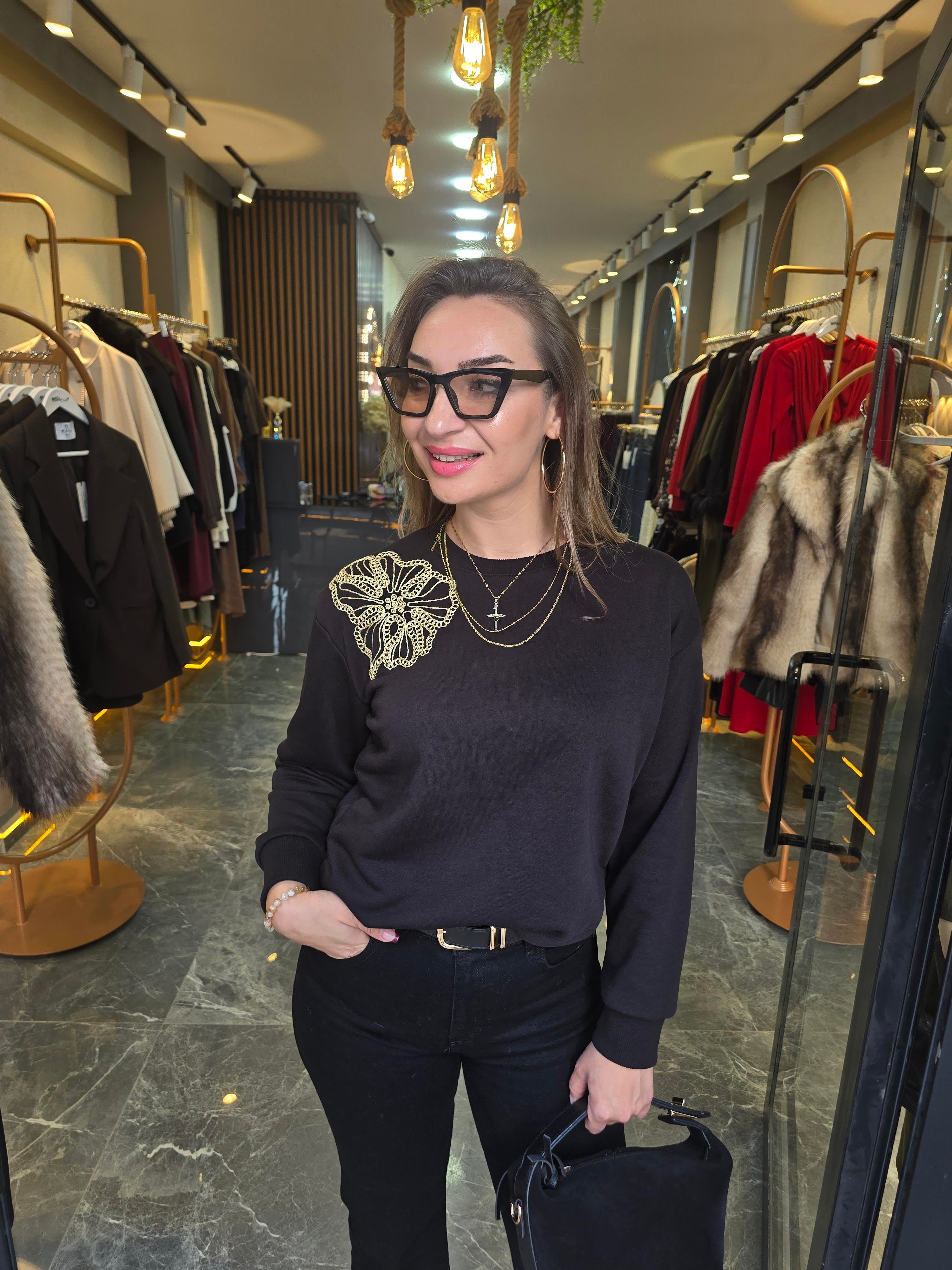 ÇİÇEK NAKIŞ İŞLEMELİ İPKYOL SWEAT