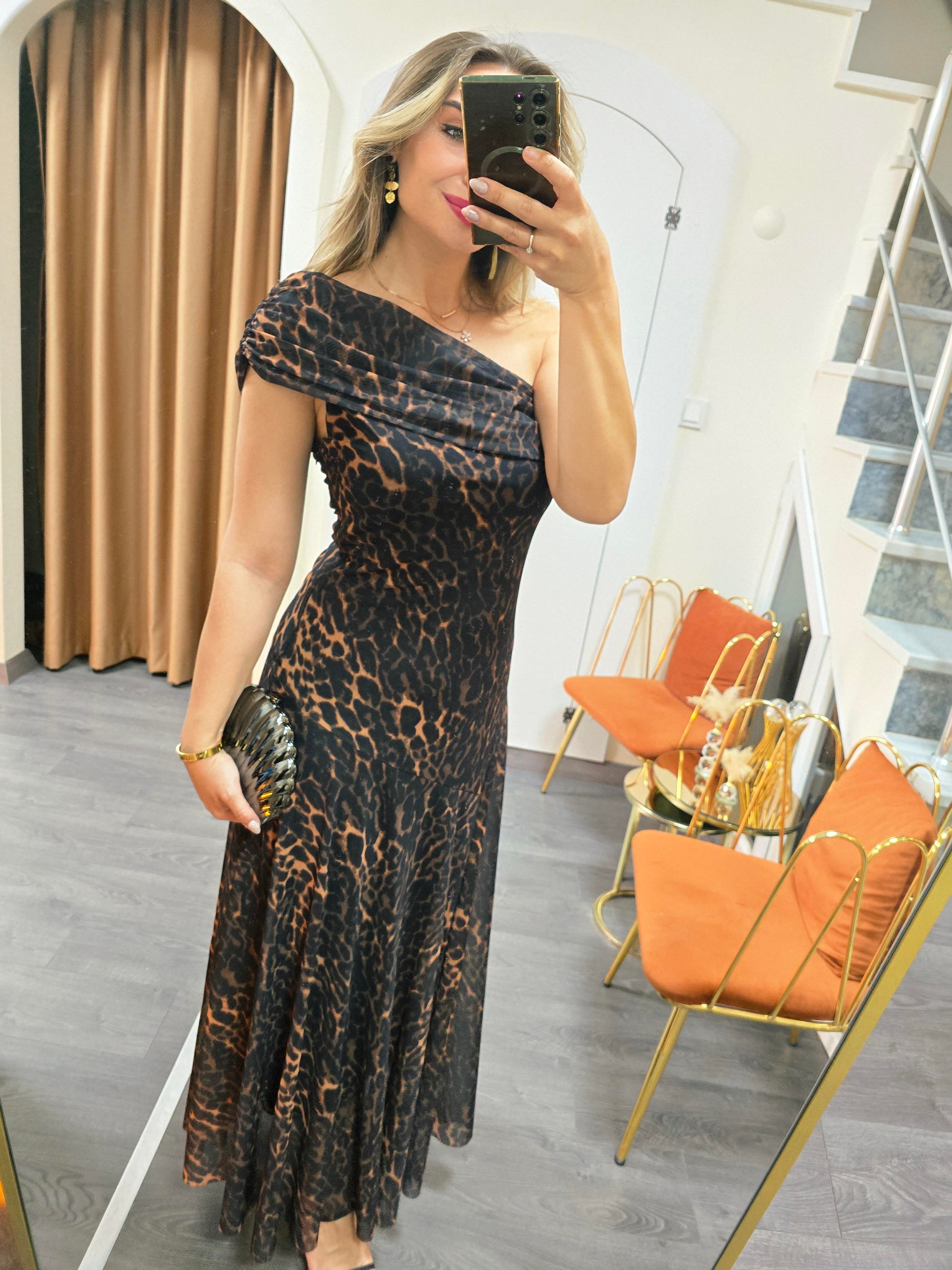 DRAPE YAKALI LEOPAR UZUN ELBİSE
