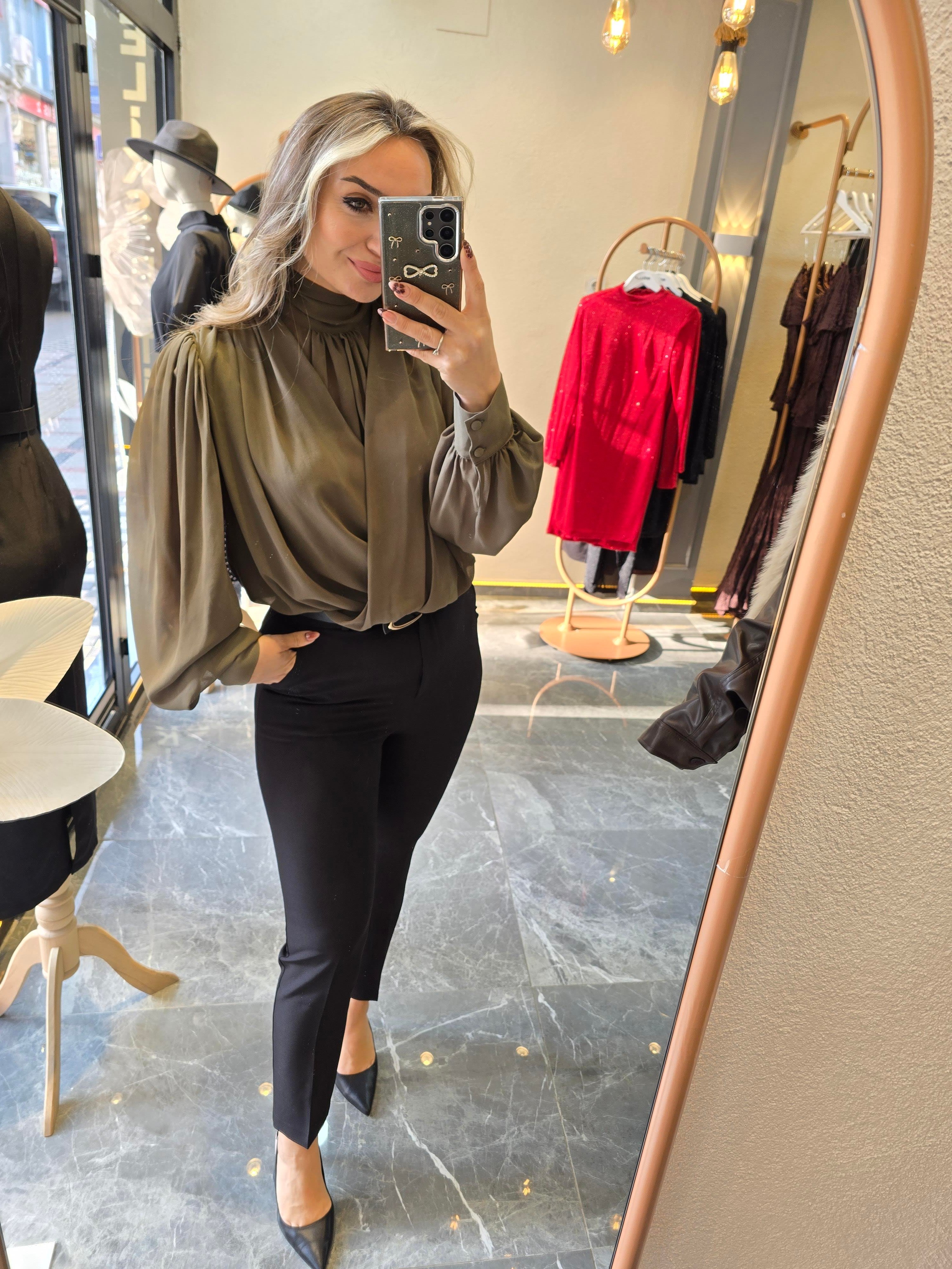 HAKİ YEŞİL ŞİFON BLUZ