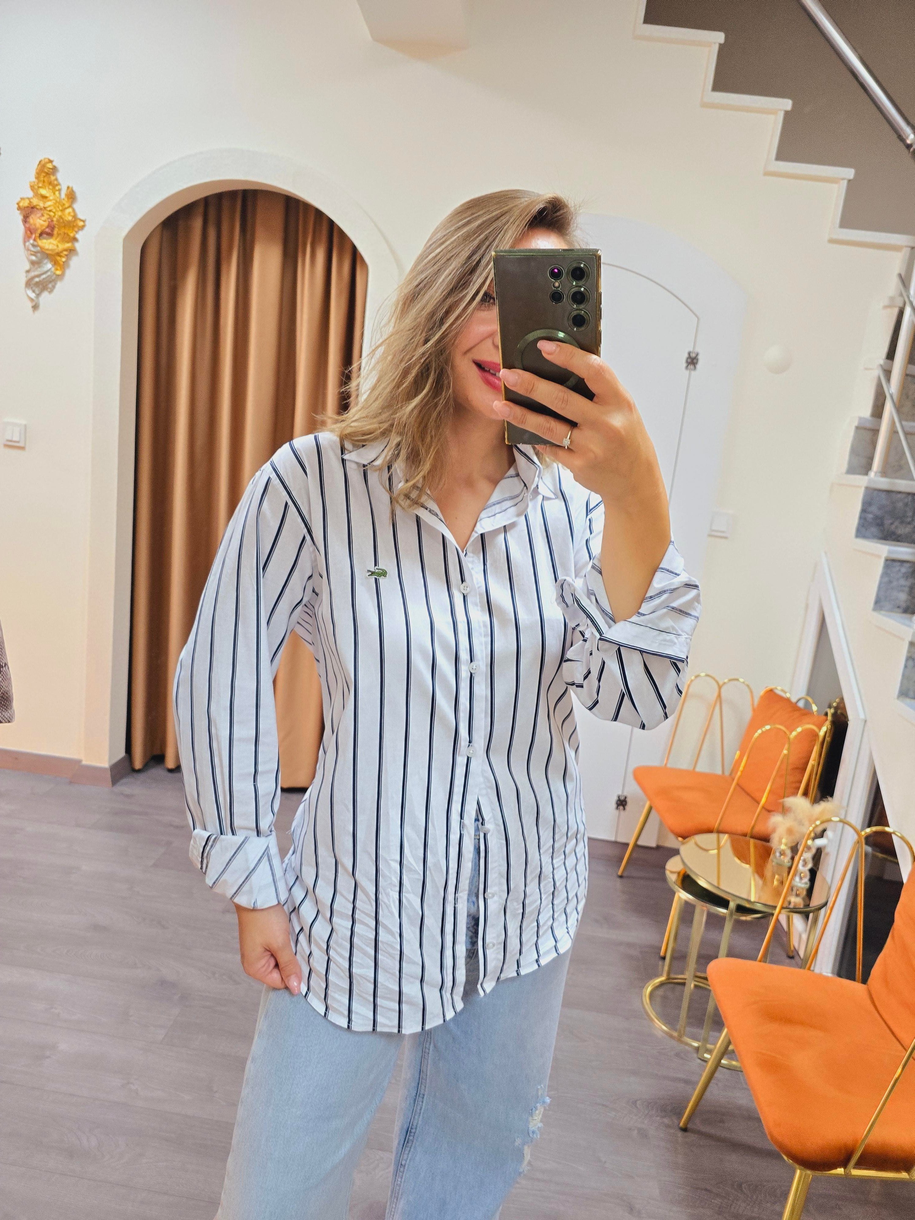 LACİVERT ÇİZGİLİ GÖMLEK