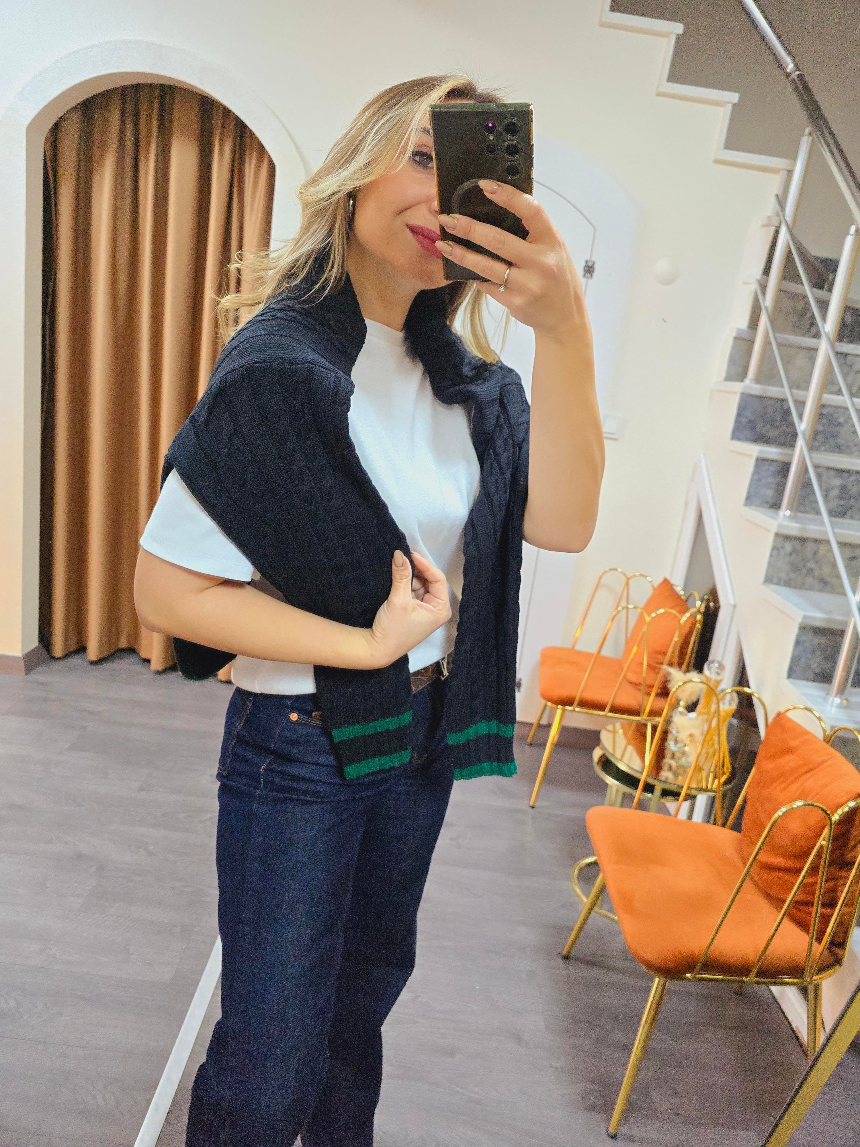 LACİVERT DİLVİN HIRKA