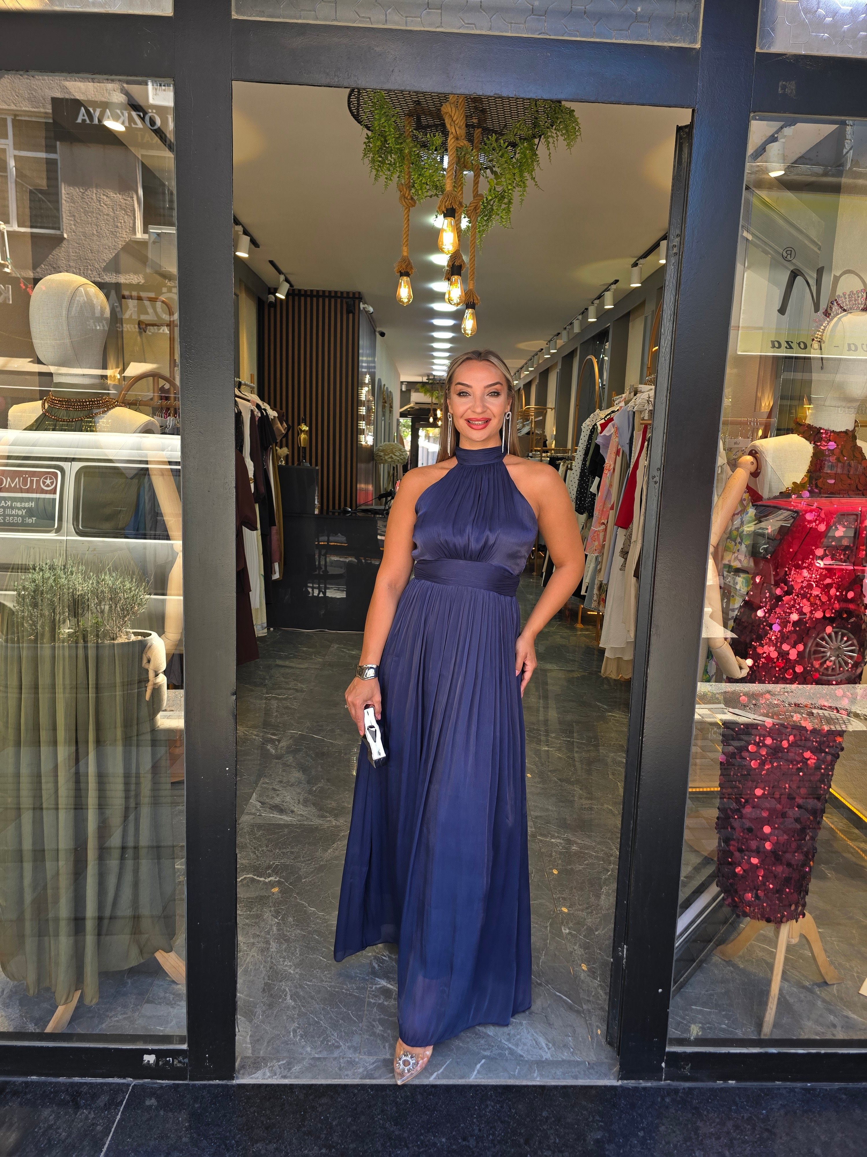 LACİVERT ORGANZE KUMAŞ ELBİSE