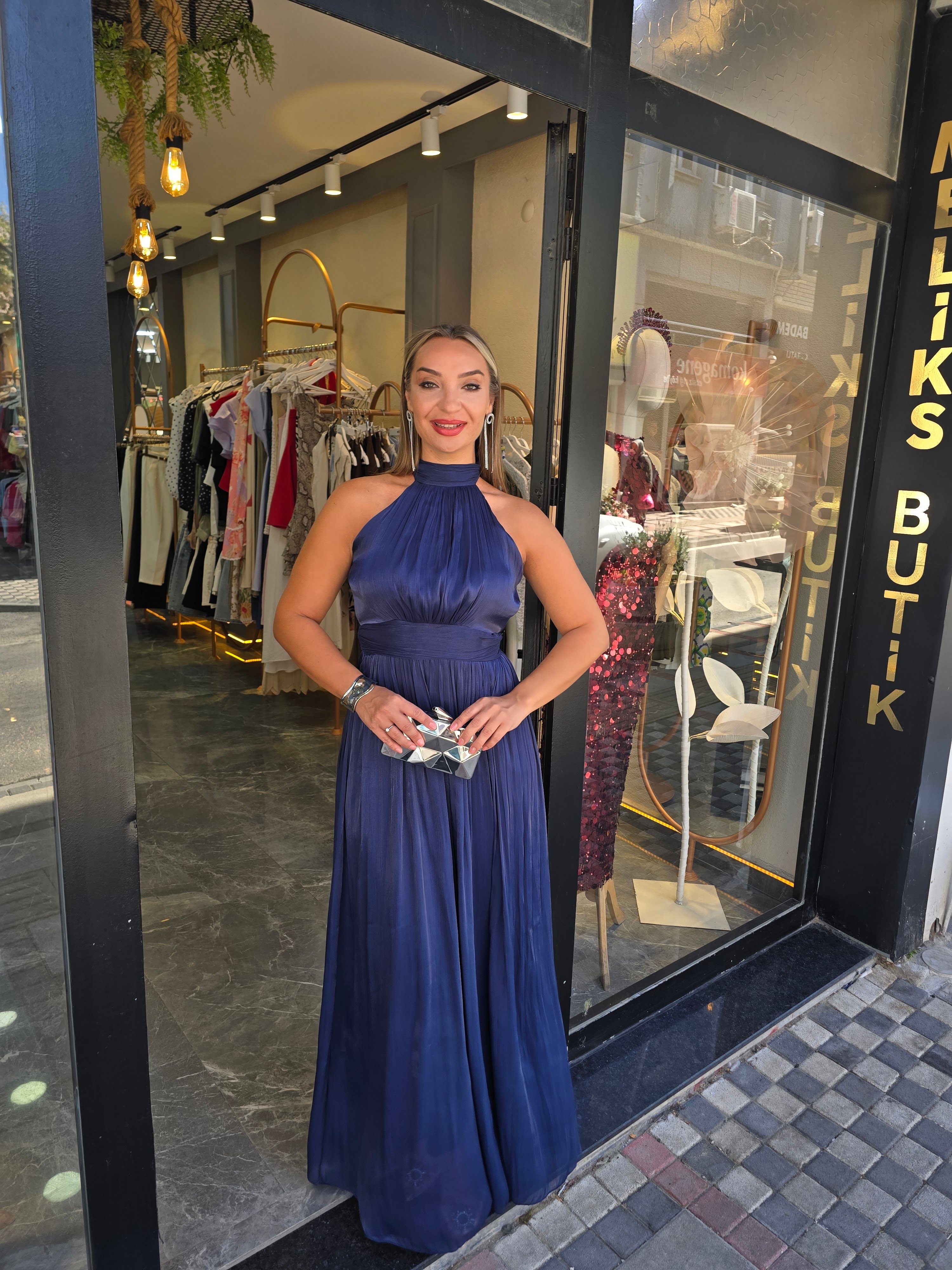 LACİVERT ORGANZE KUMAŞ ELBİSE