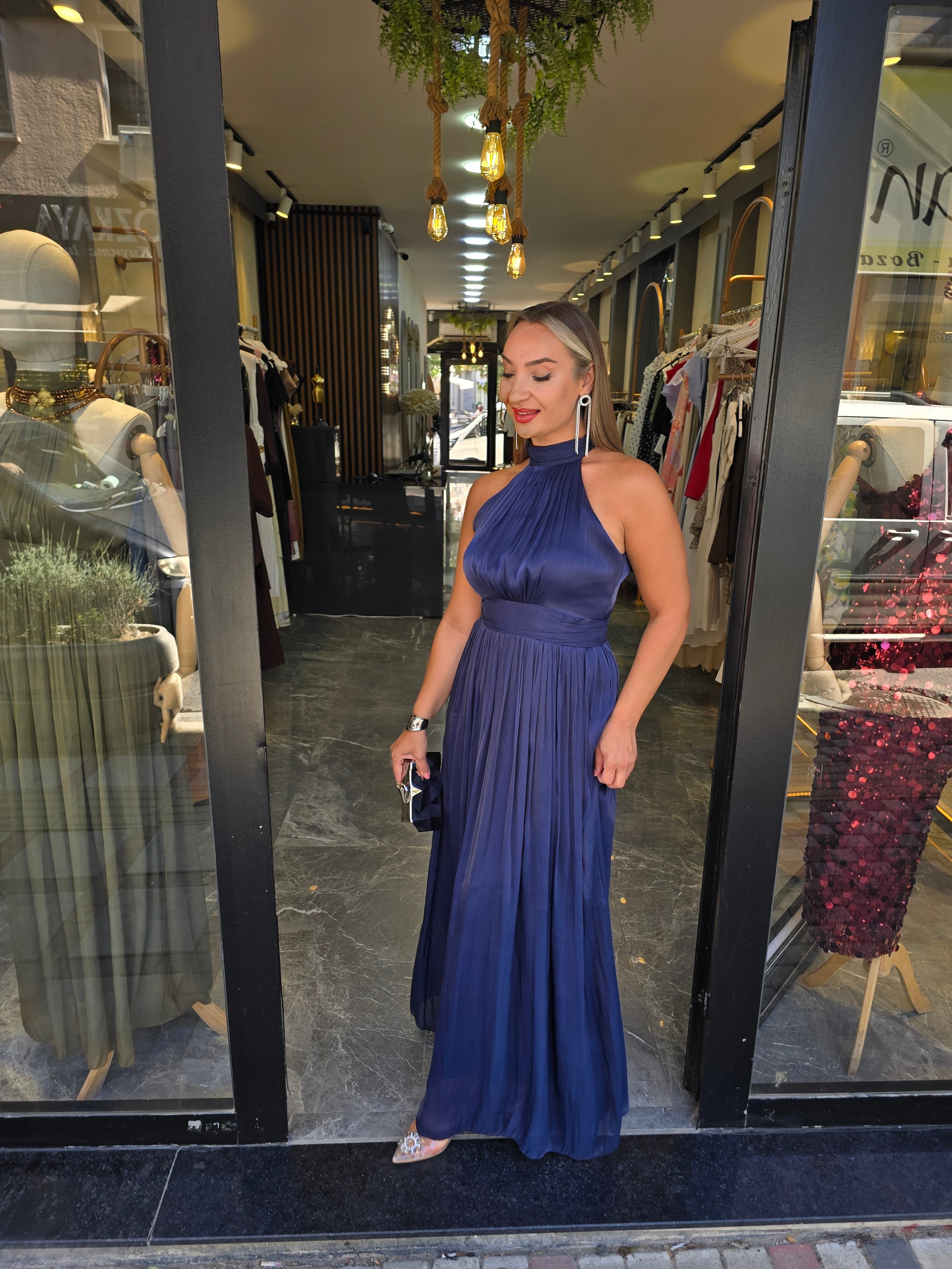 LACİVERT ORGANZE KUMAŞ ELBİSE