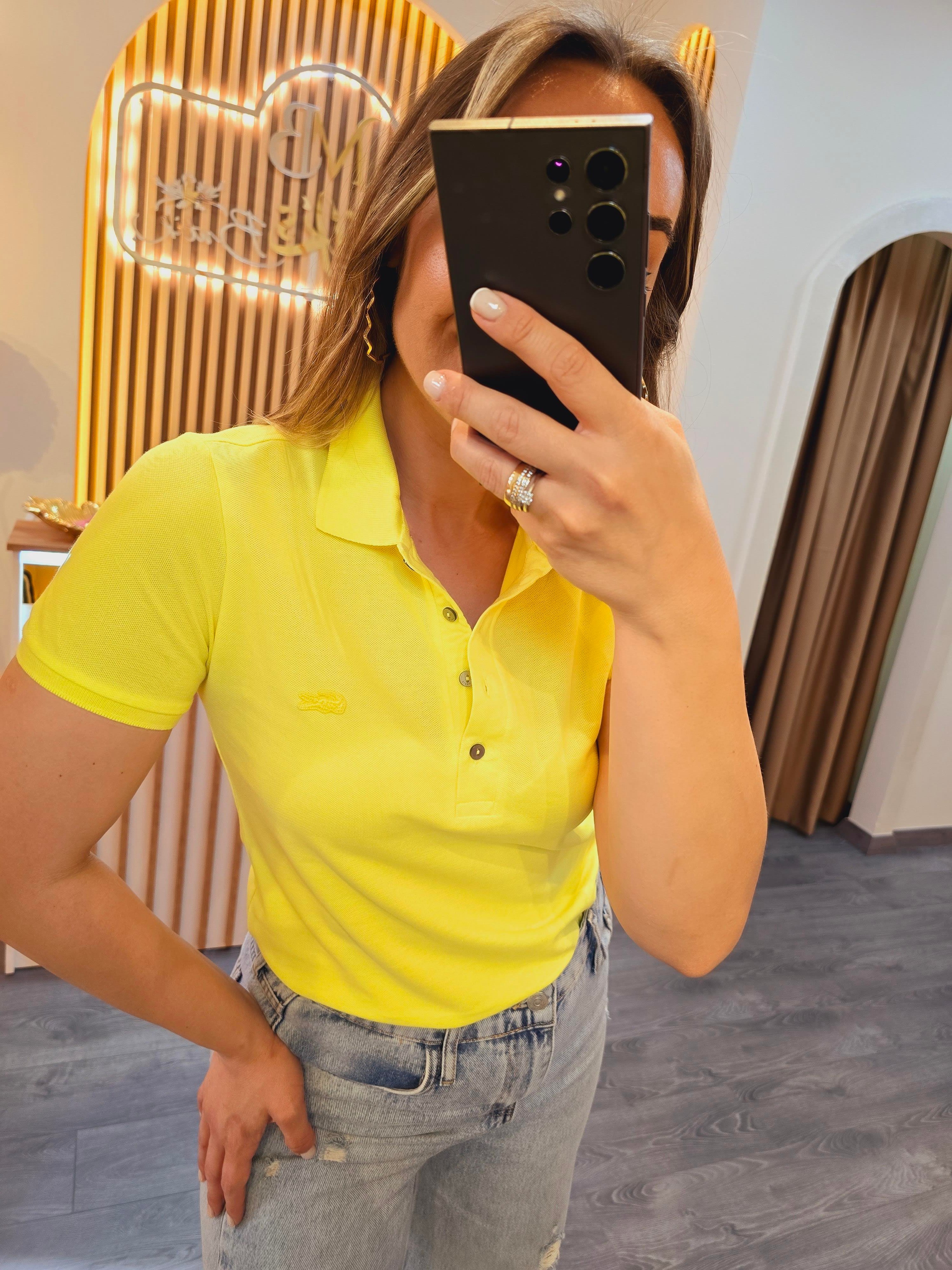 LACOSTE MODEL SARI PAMUKLU KUMAŞ TSHİRT