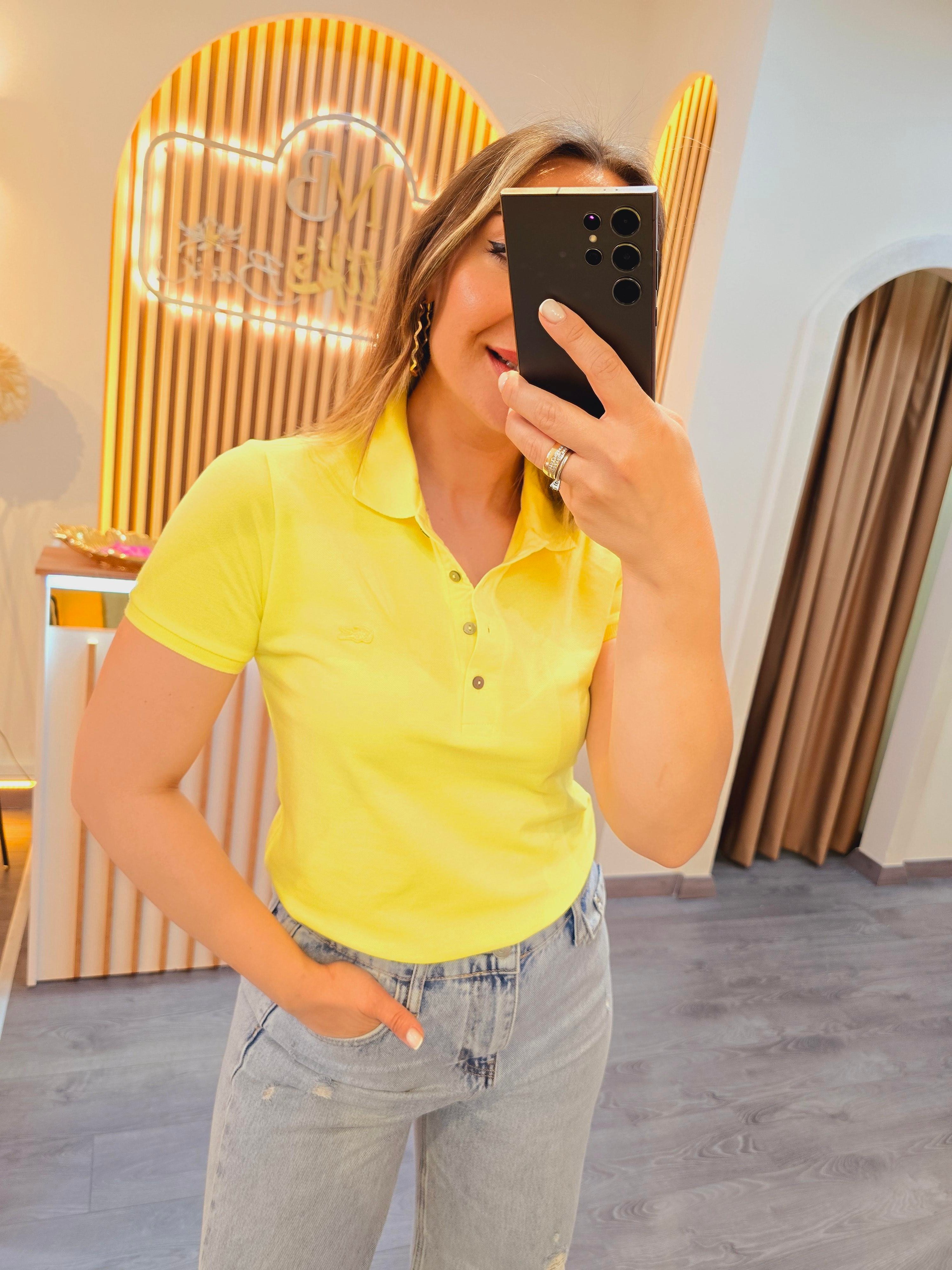 LACOSTE MODEL SARI PAMUKLU KUMAŞ TSHİRT